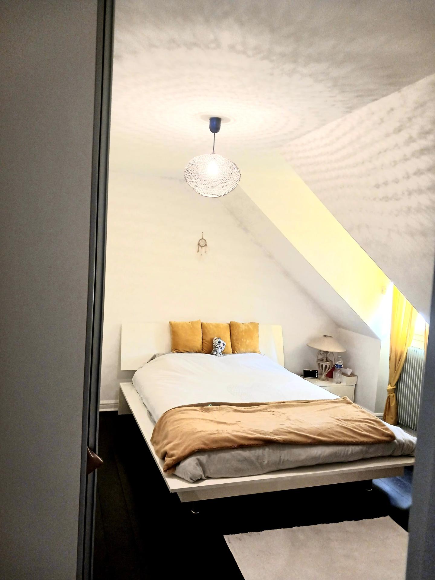 Miniature photo - 2 / 9