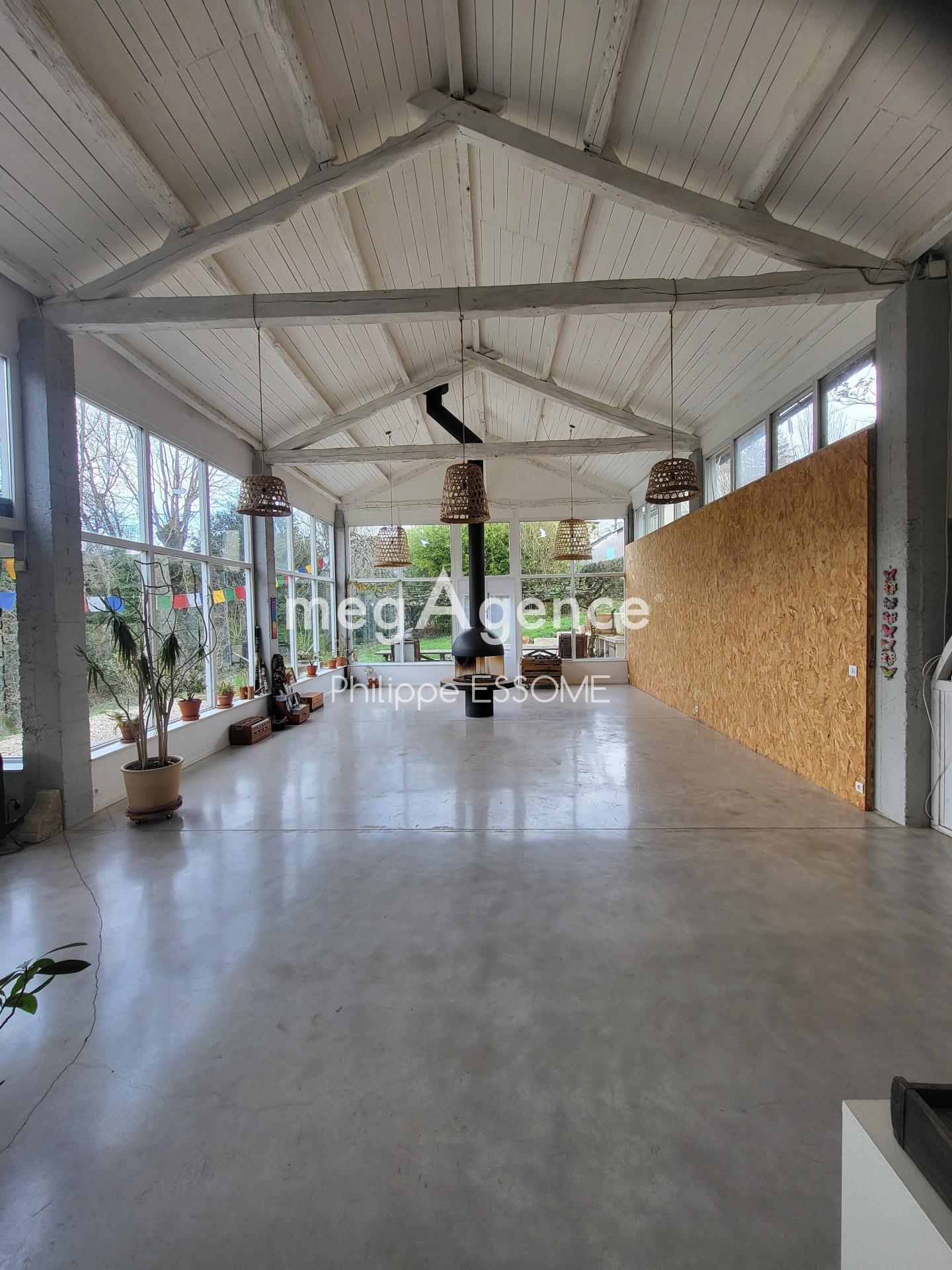 Miniature photo - 2 / 20