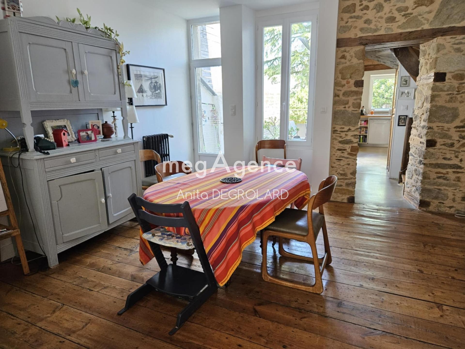 Miniature photo - 2 / 13