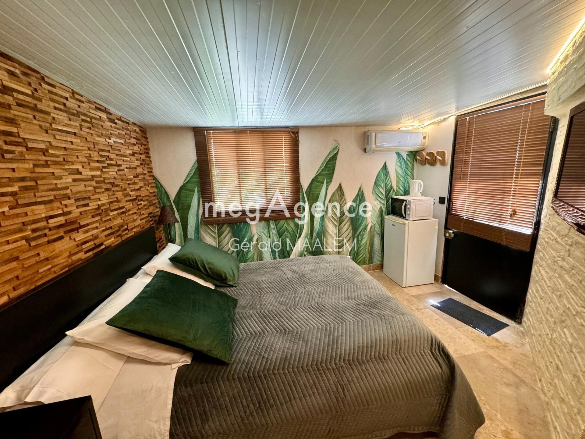 Miniature photo - 8 / 9