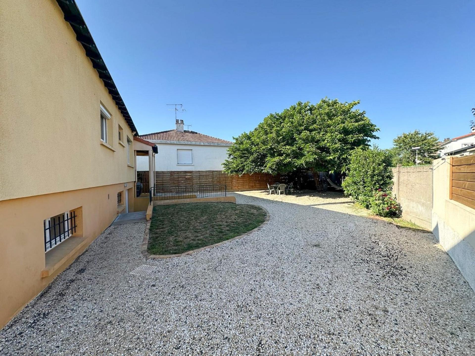 Miniature photo - 9 / 10