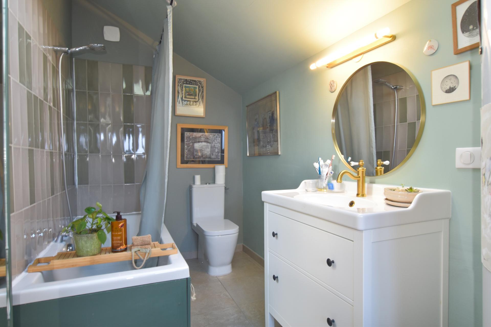 Miniature photo - 2 / 8