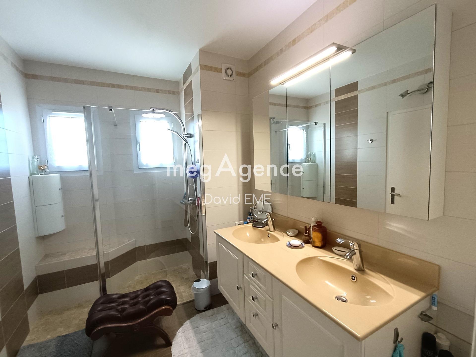 Miniature photo - 11 / 17