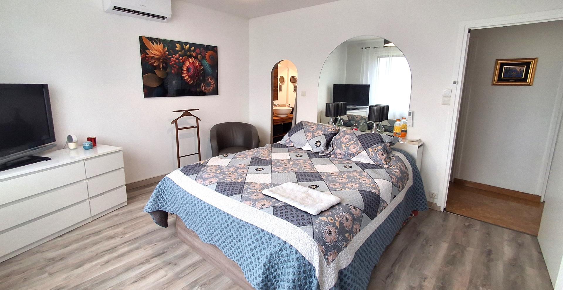 Miniature photo - 6 / 9