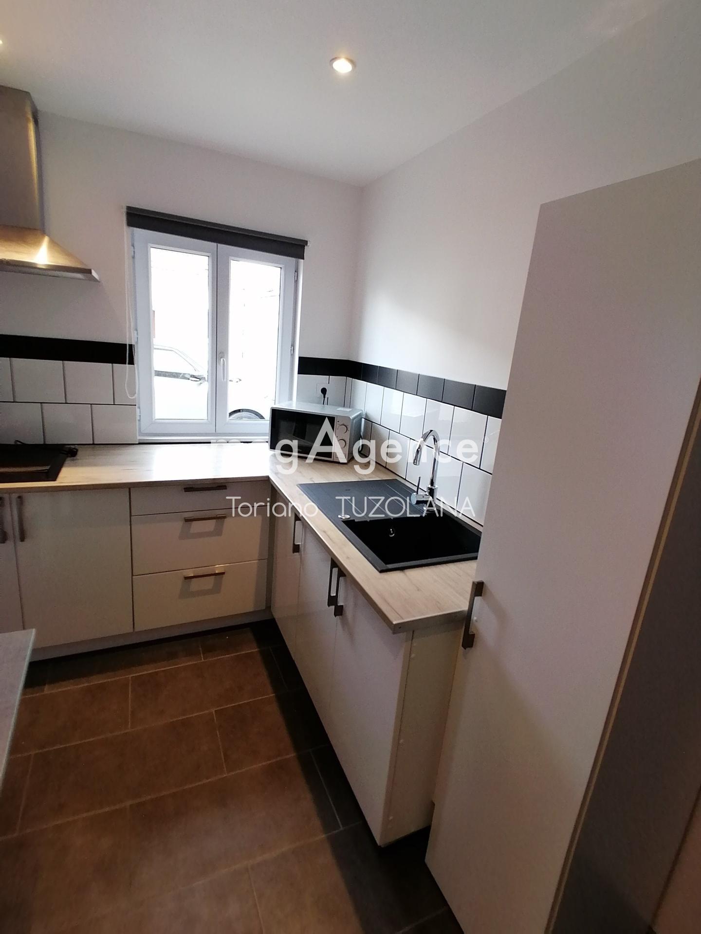 Miniature photo - 12 / 18