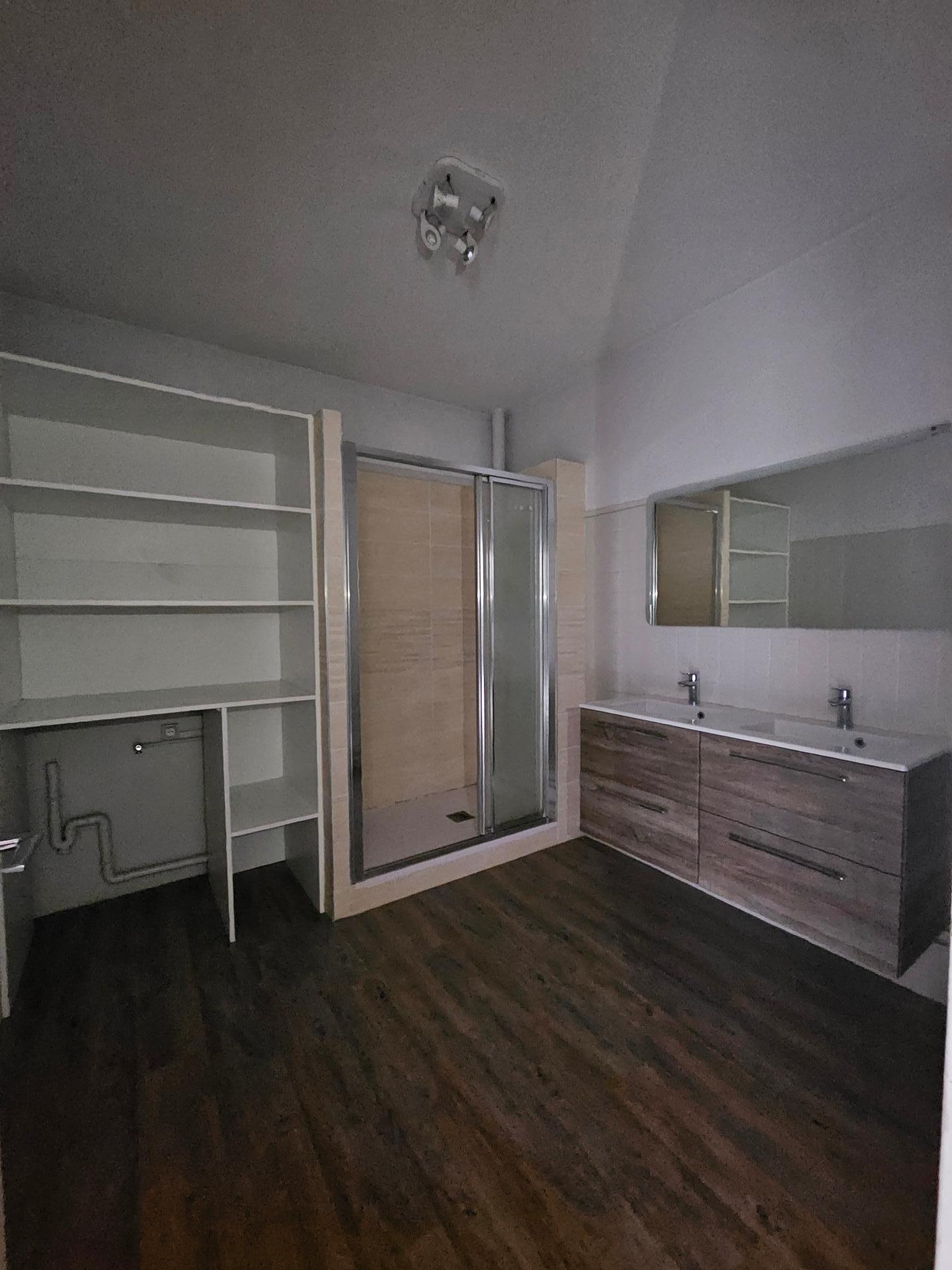 Miniature photo - 6 / 8