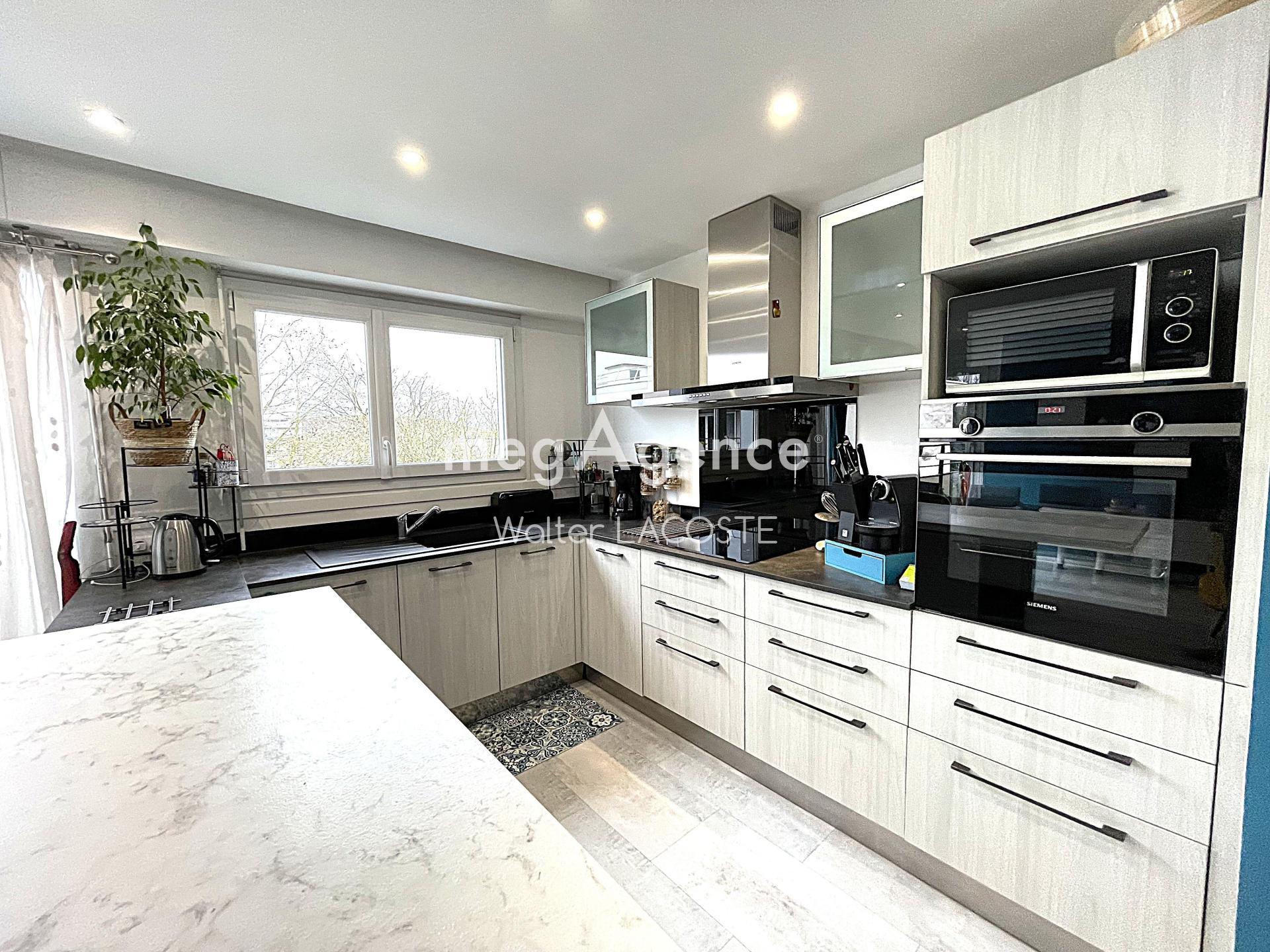 Miniature photo - 5 / 9