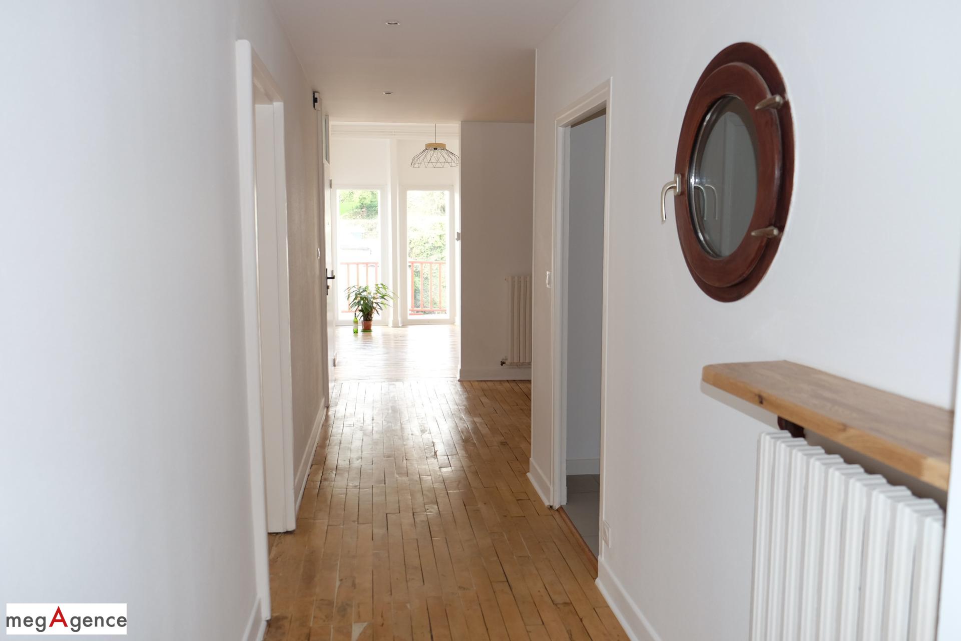 Miniature photo - 8 / 19