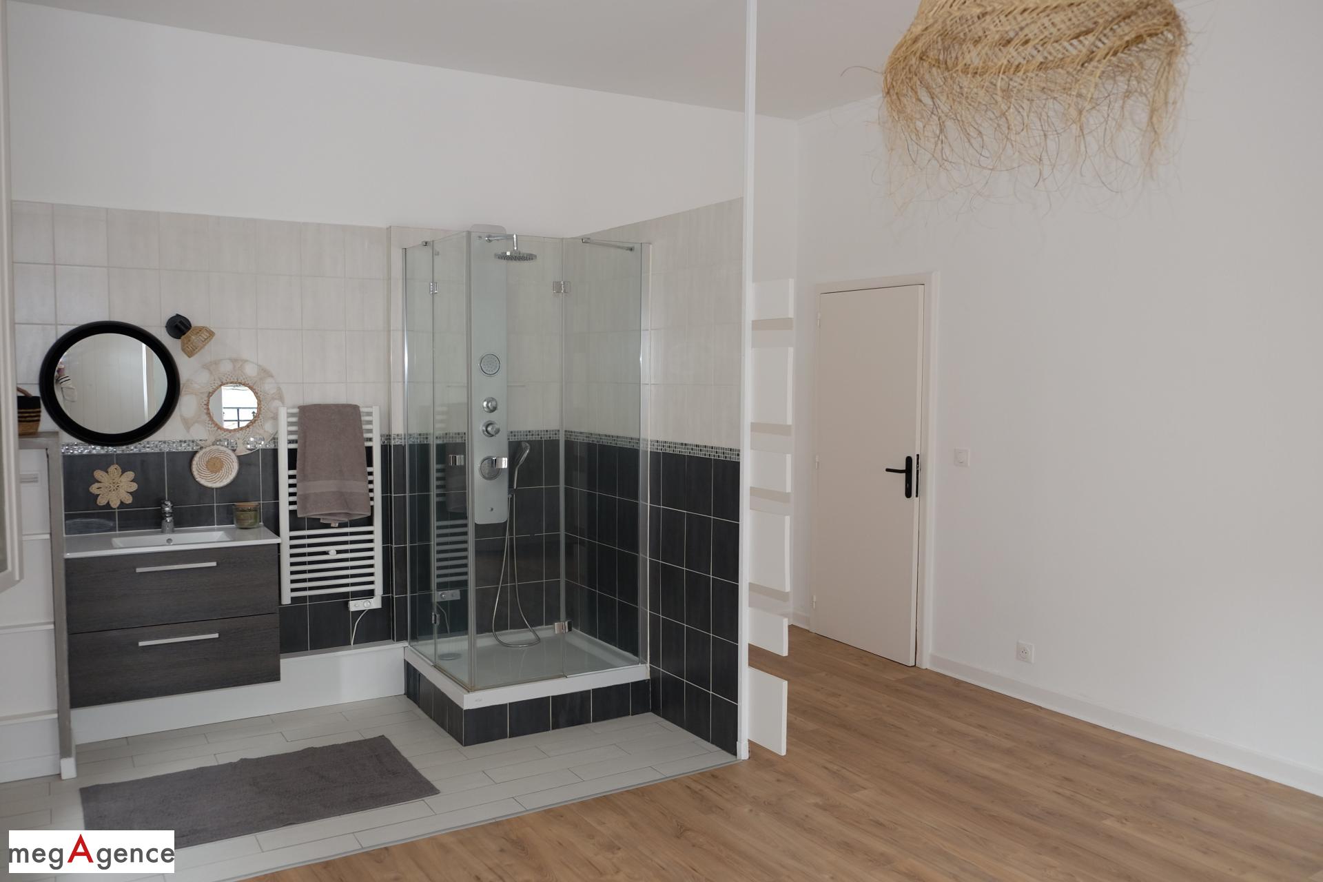 Miniature photo - 10 / 19