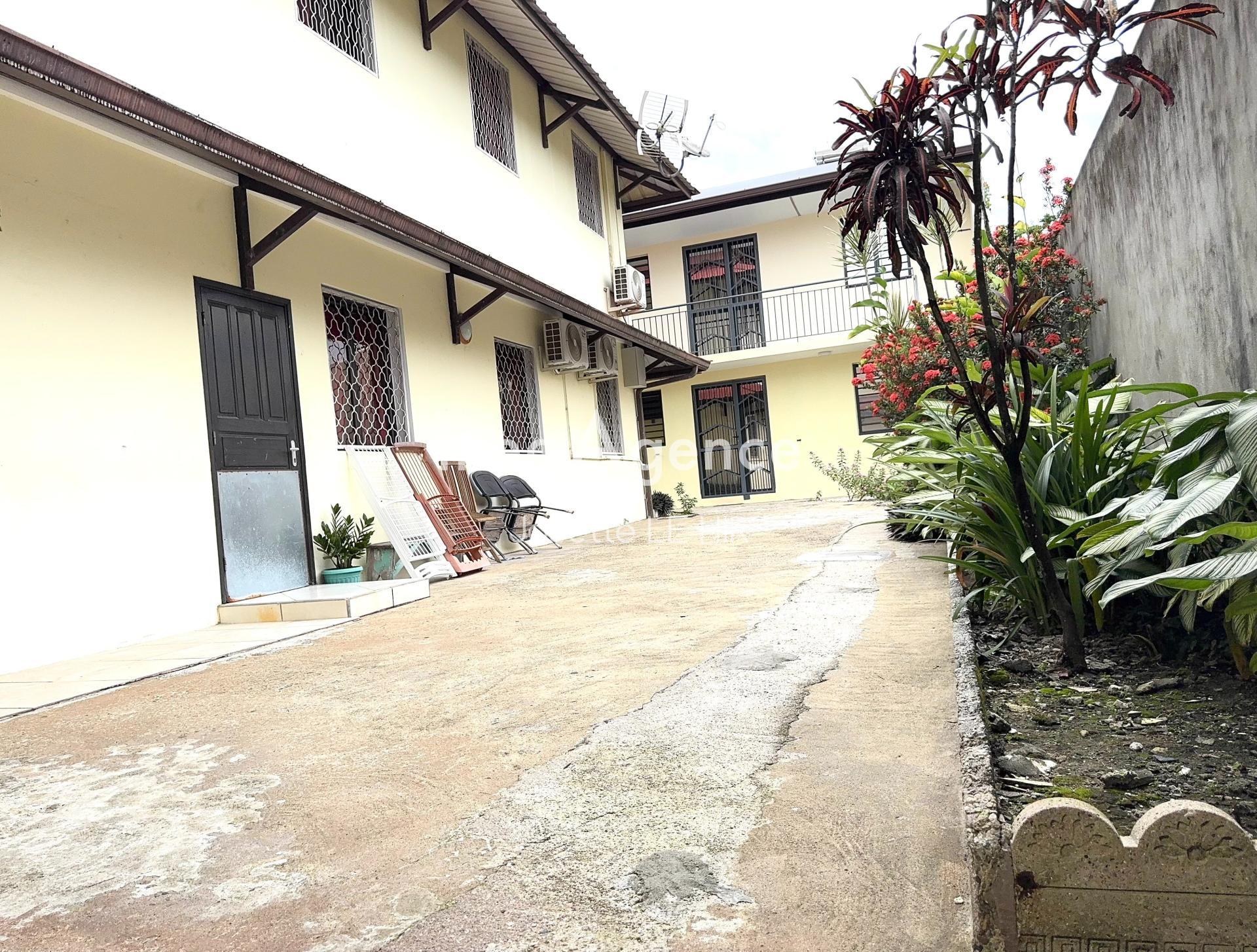 Miniature photo - 8 / 10