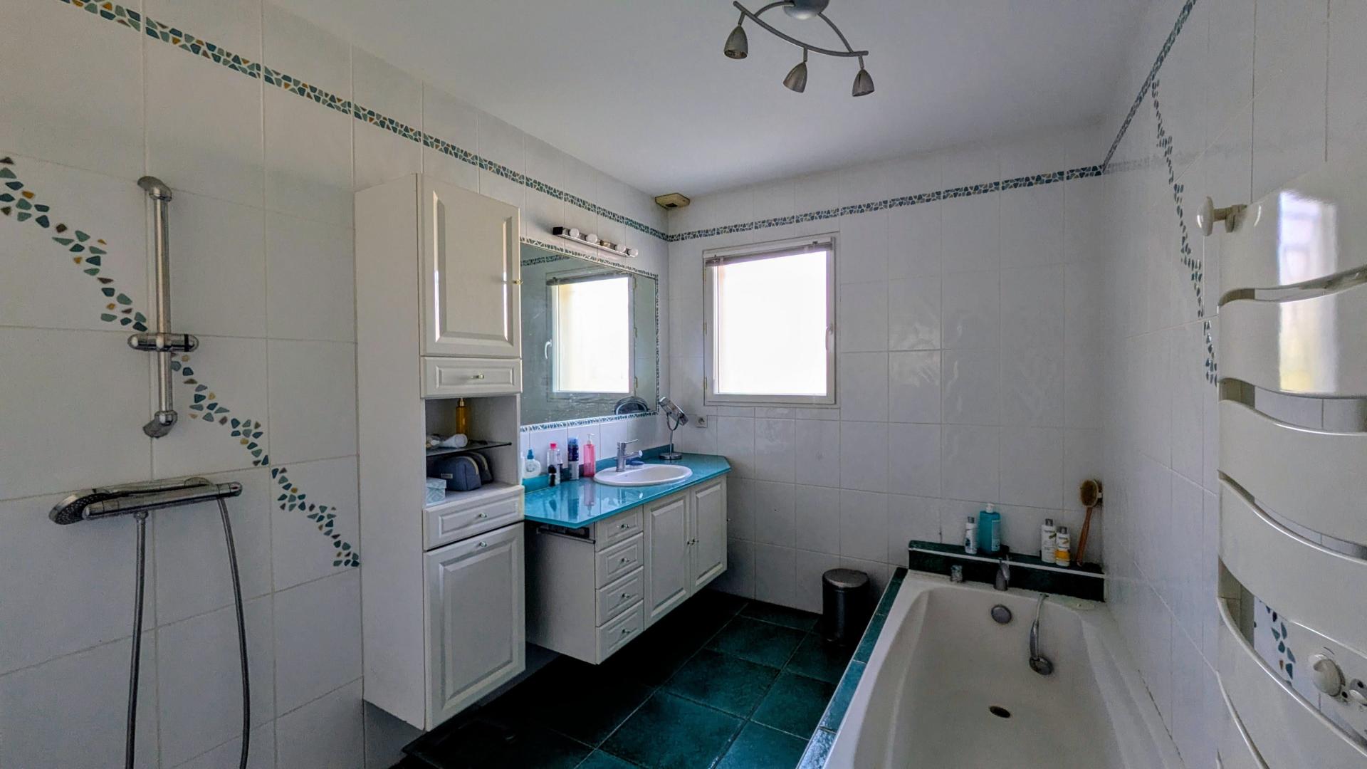 Miniature photo - 18 / 20