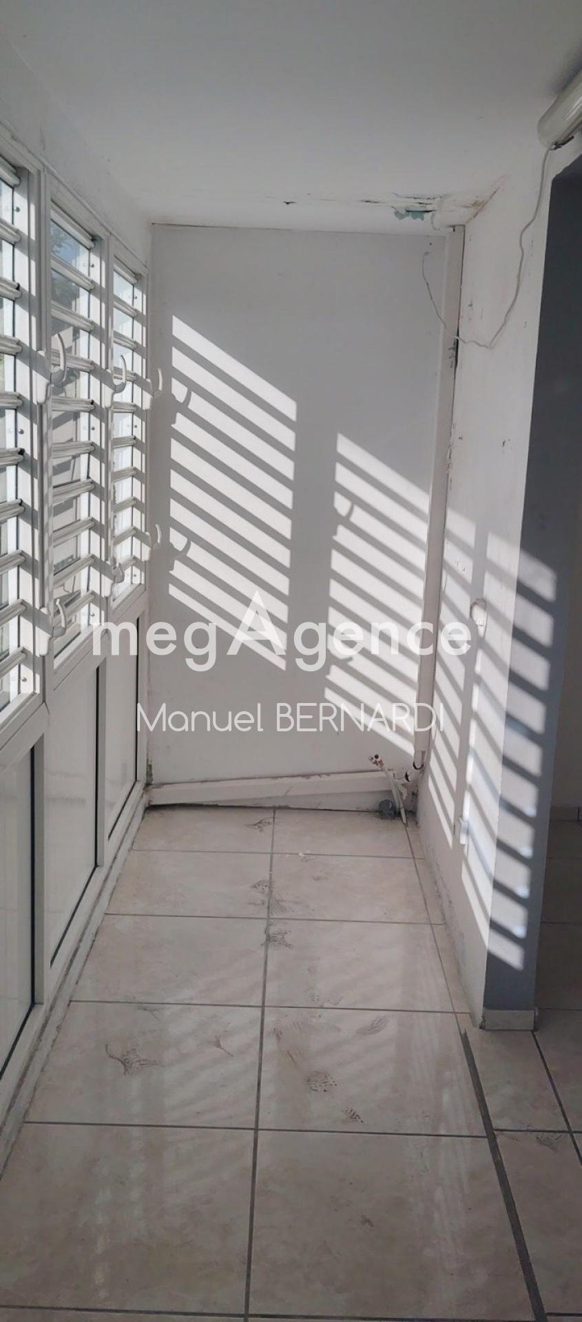 Miniature photo - 5 / 9