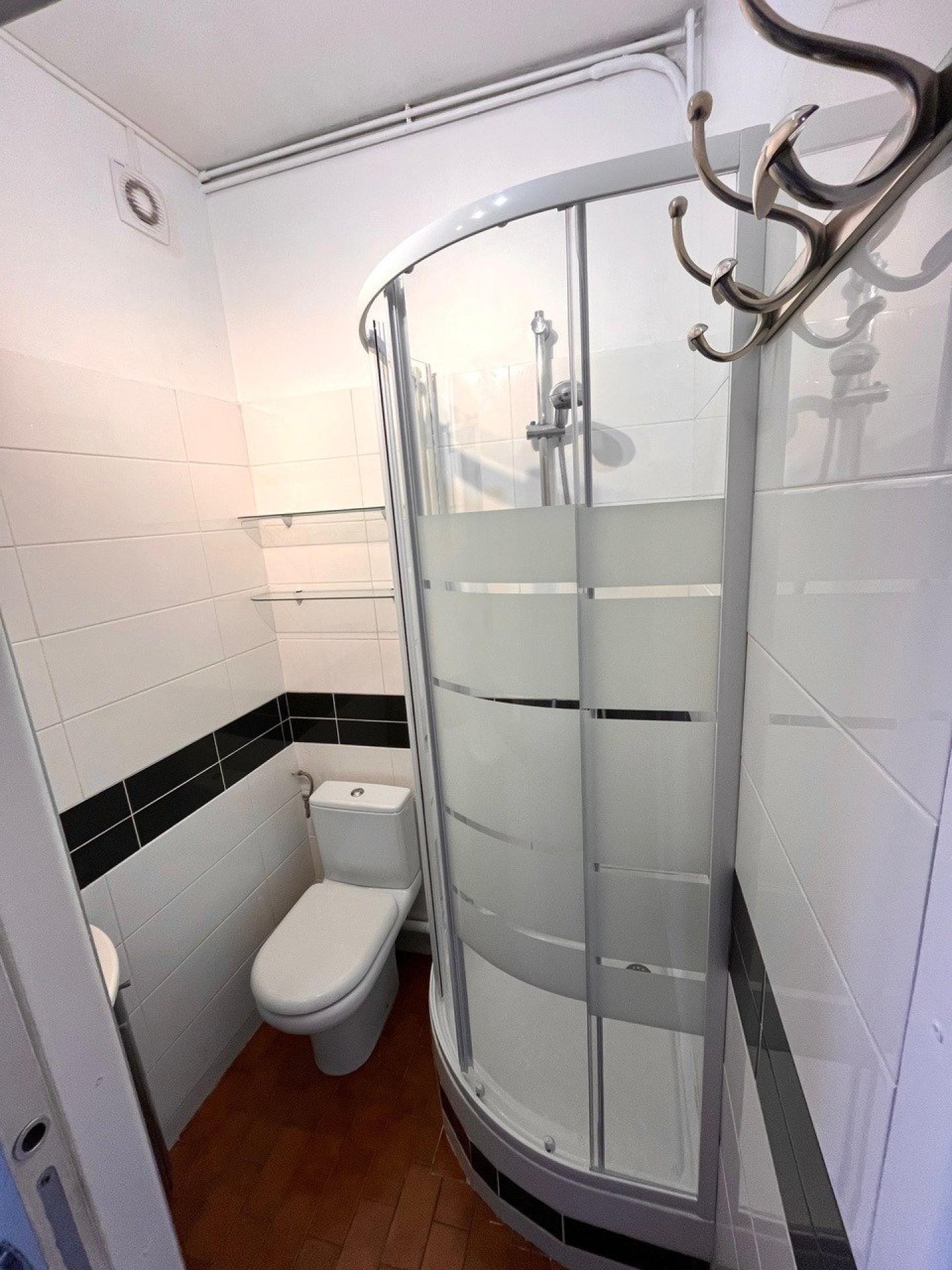 Miniature photo - 8 / 8