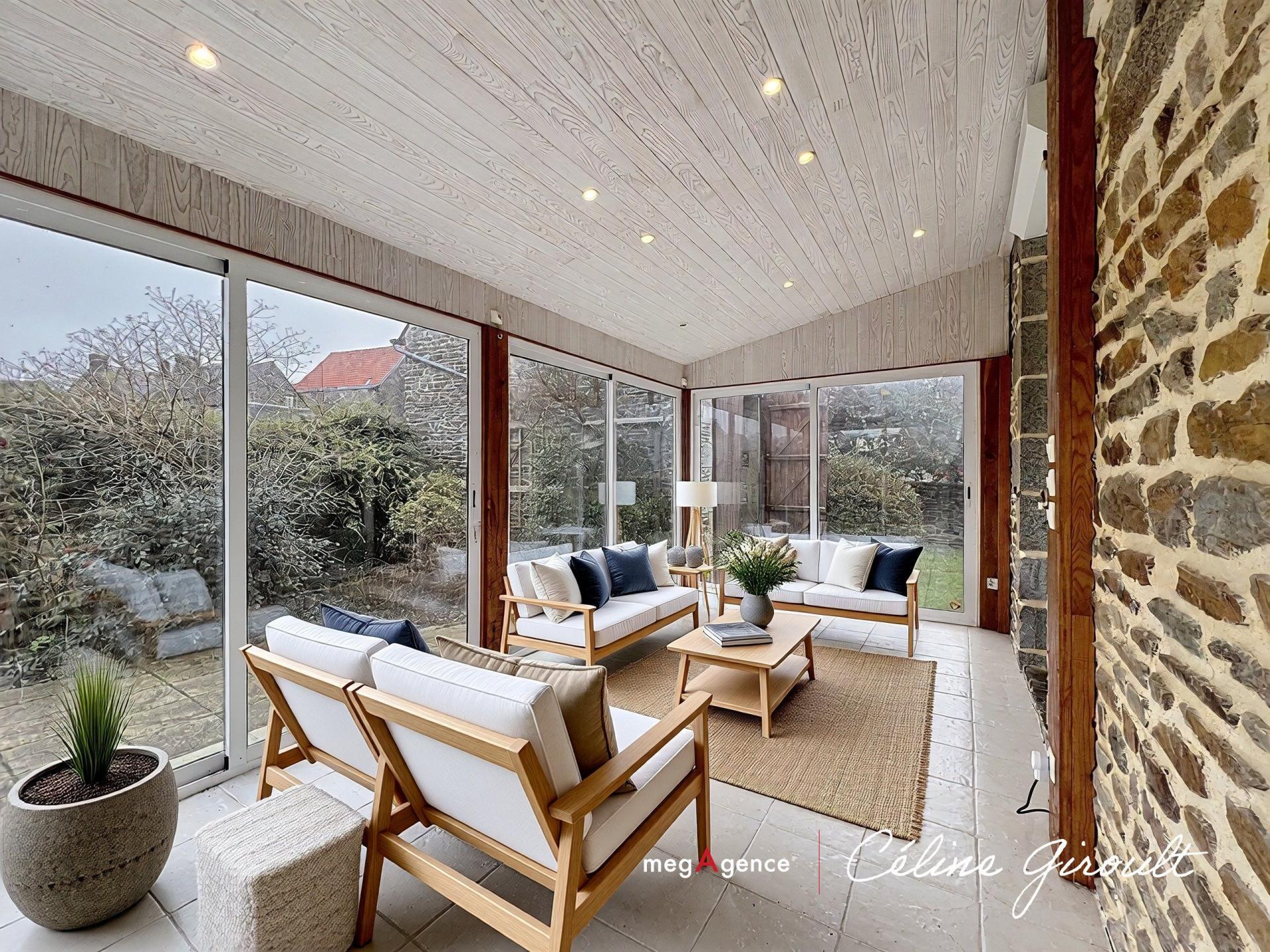 Miniature photo - 2 / 18