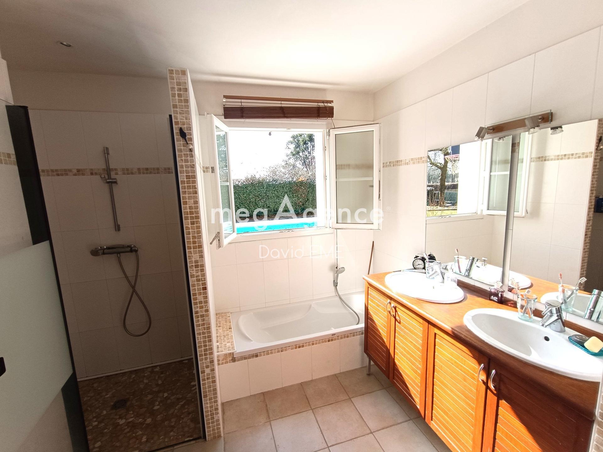 Miniature photo - 10 / 12