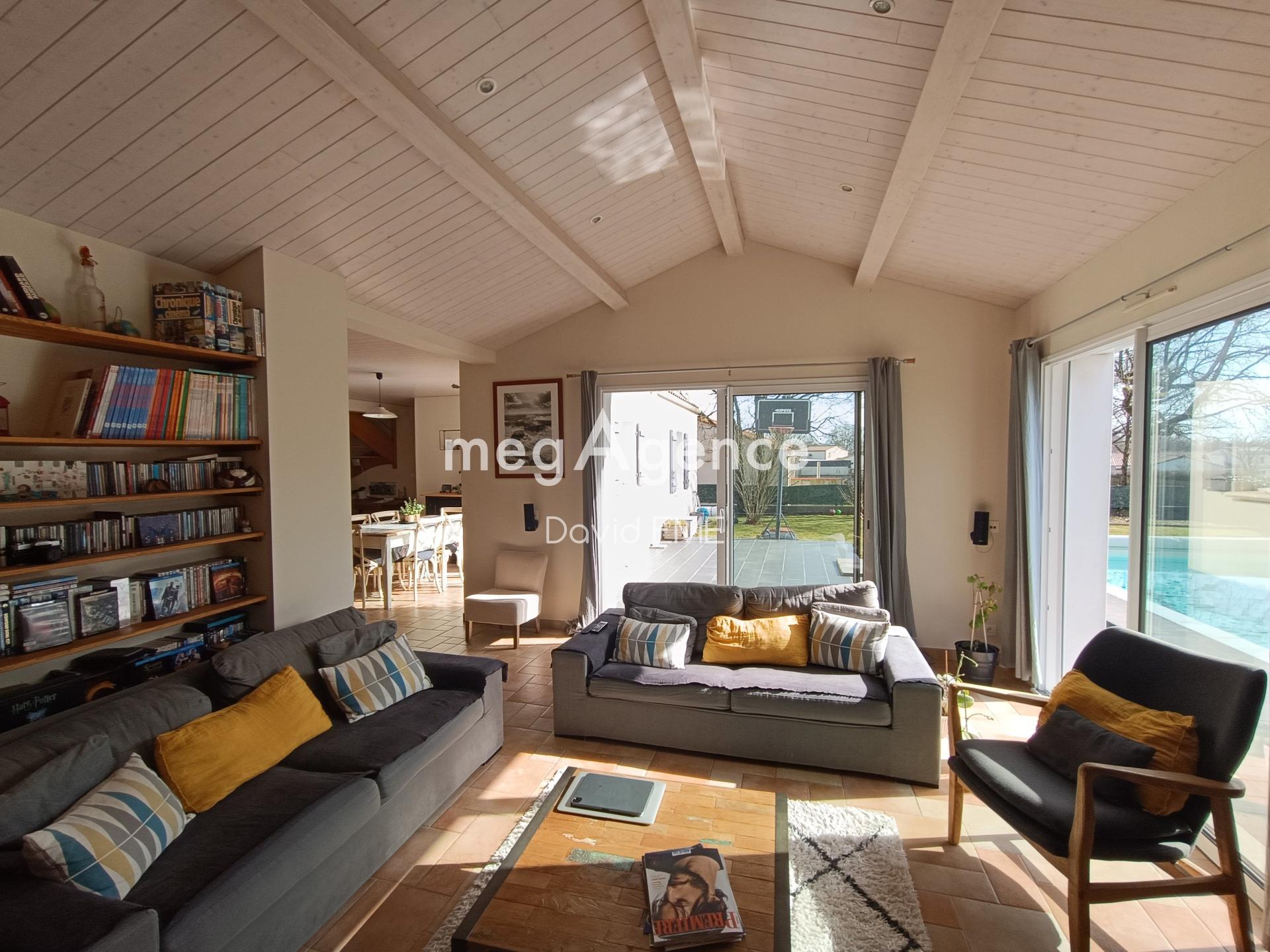 Miniature photo - 5 / 12