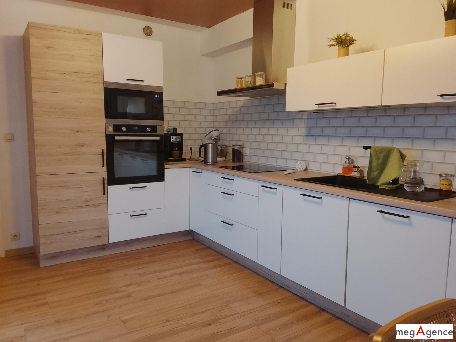 Miniature photo - 2 / 13