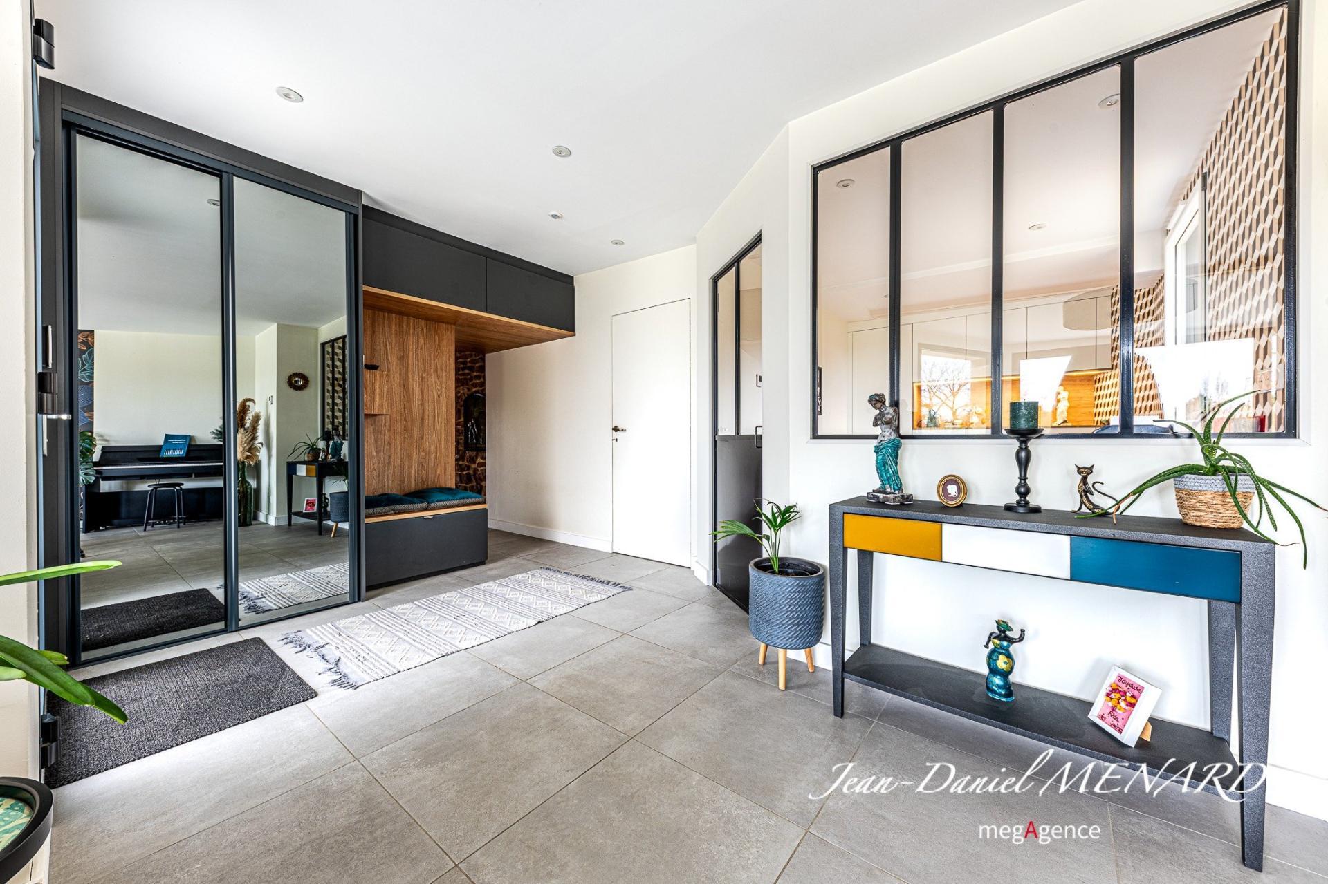 Miniature photo - 3 / 16