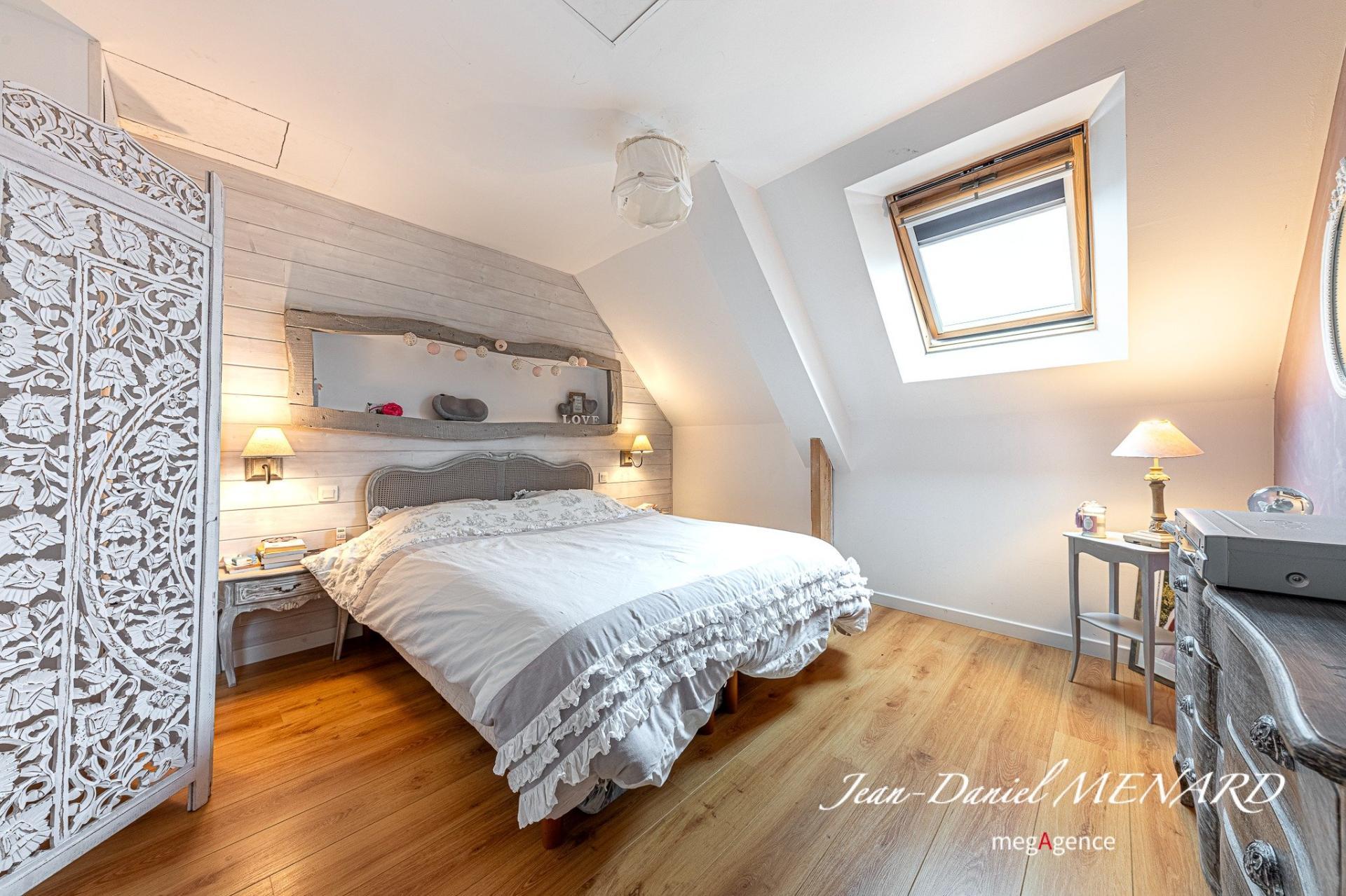 Miniature photo - 12 / 16