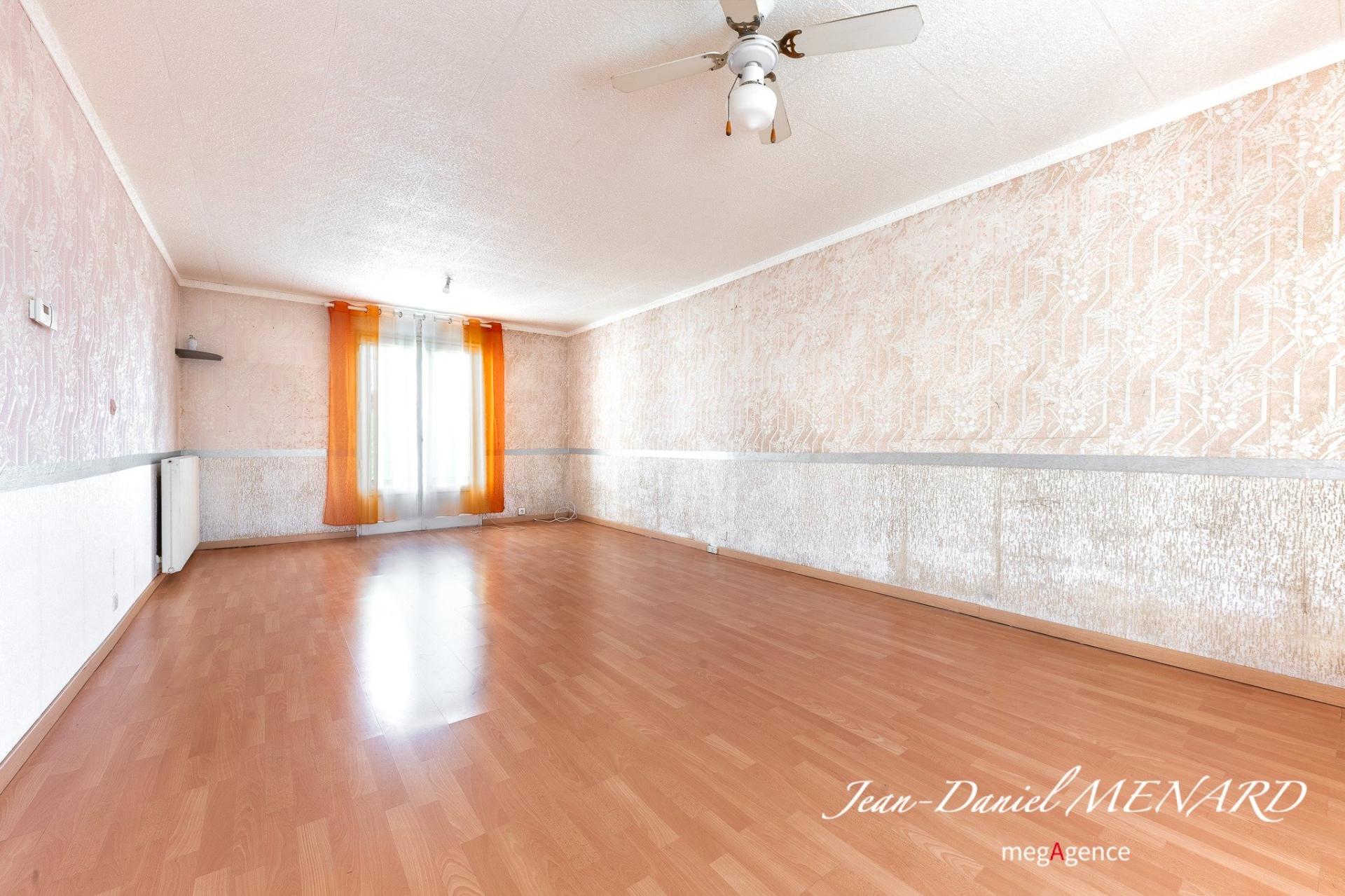 Miniature photo - 2 / 16