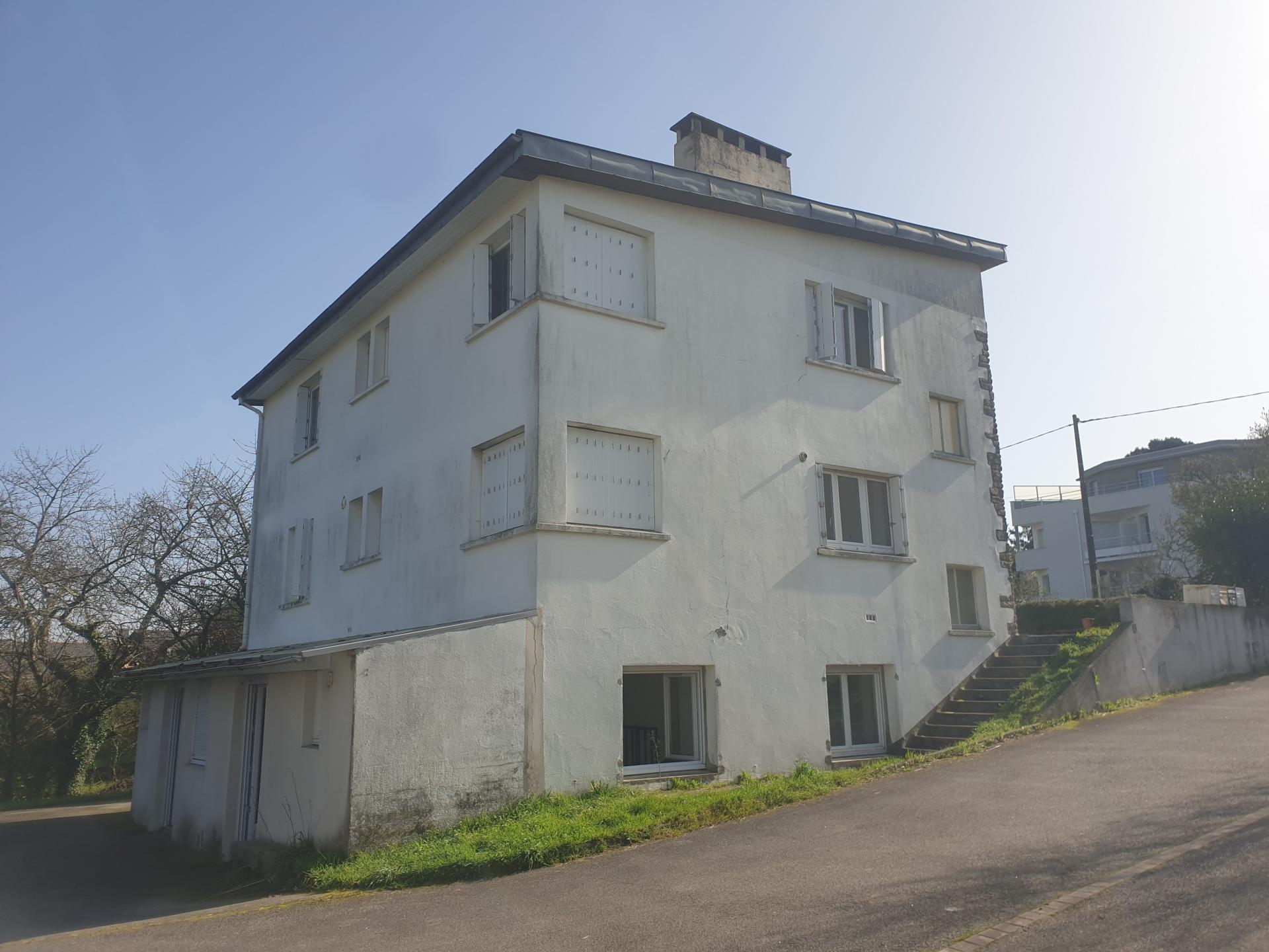 Miniature photo - 2 / 9