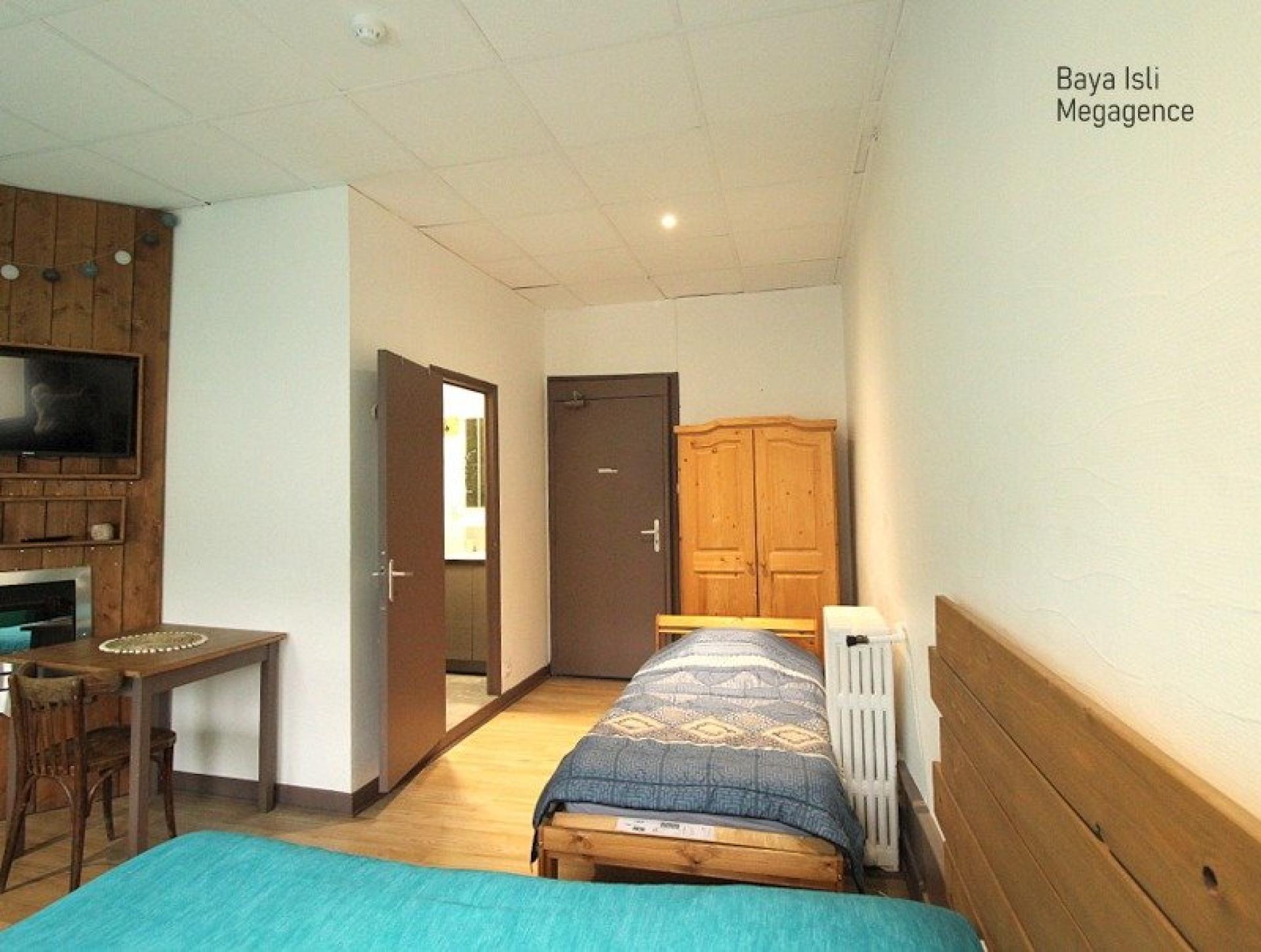 Miniature photo - 10 / 15