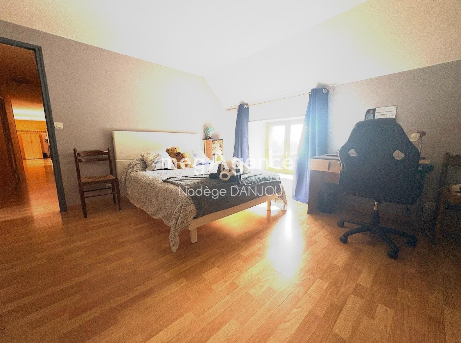 Miniature photo - 5 / 7