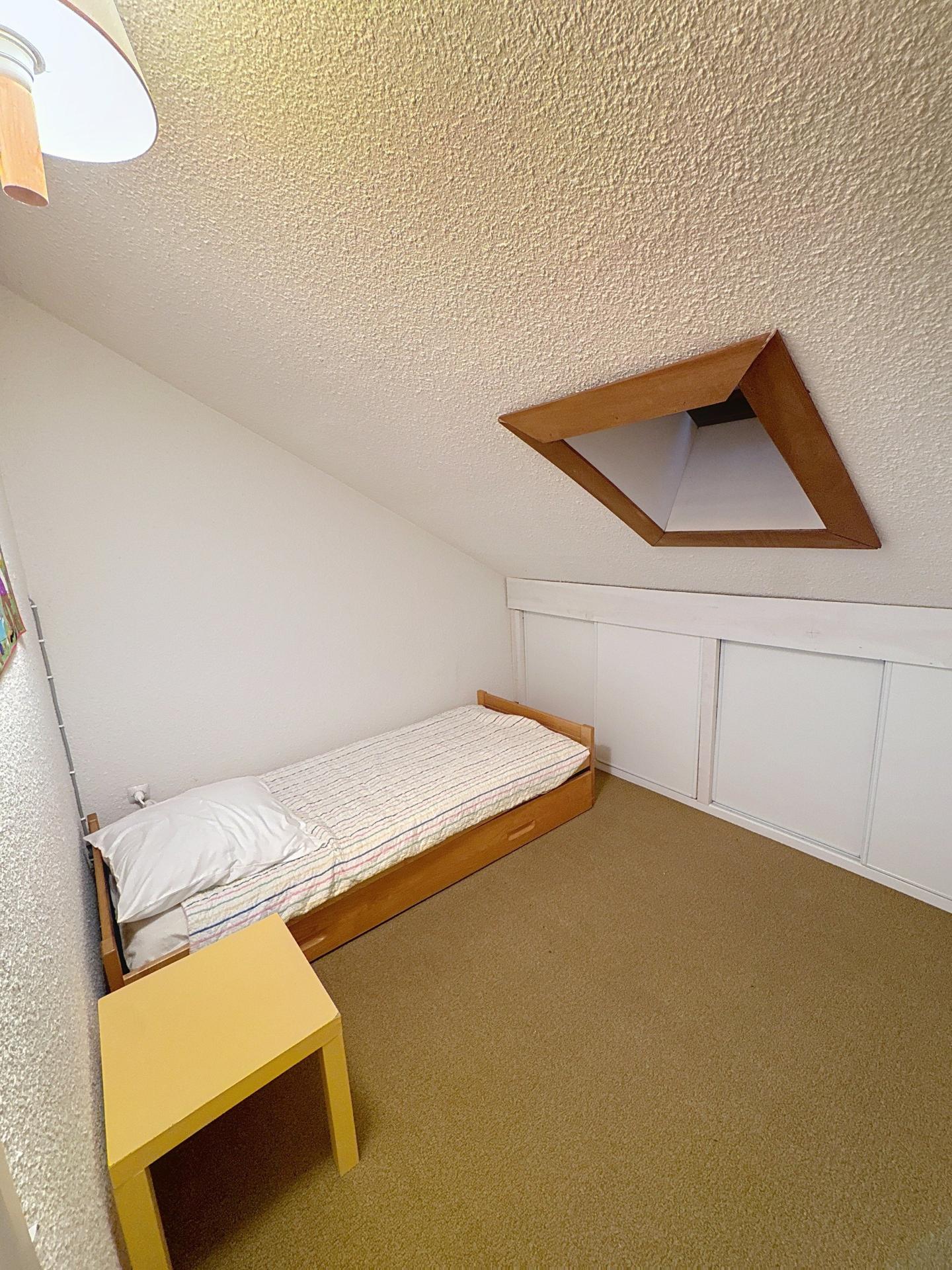 Miniature photo - 5 / 6