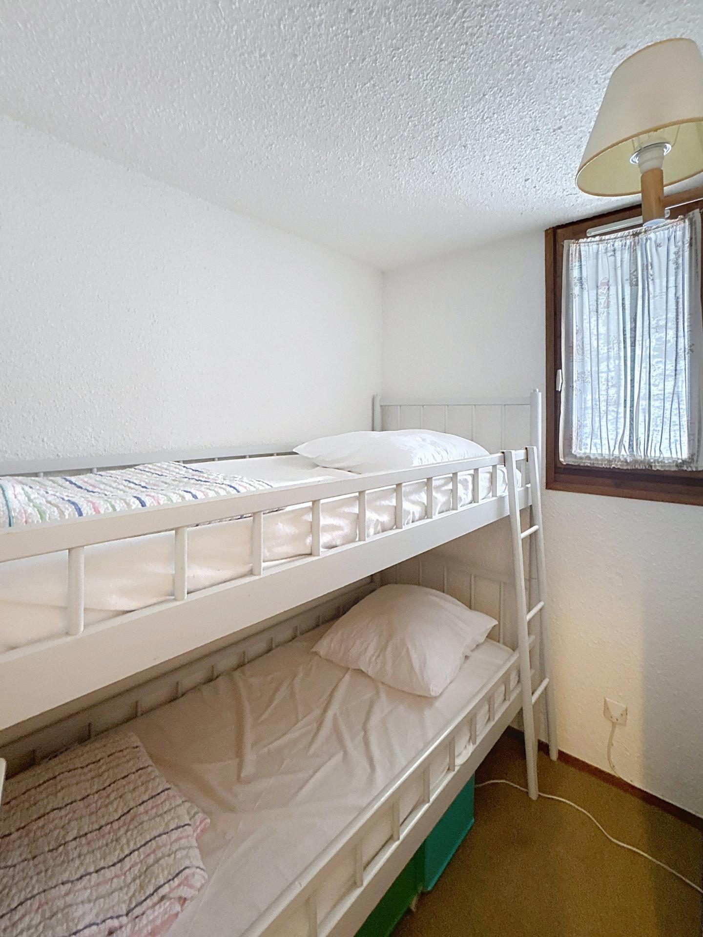 Miniature photo - 6 / 6