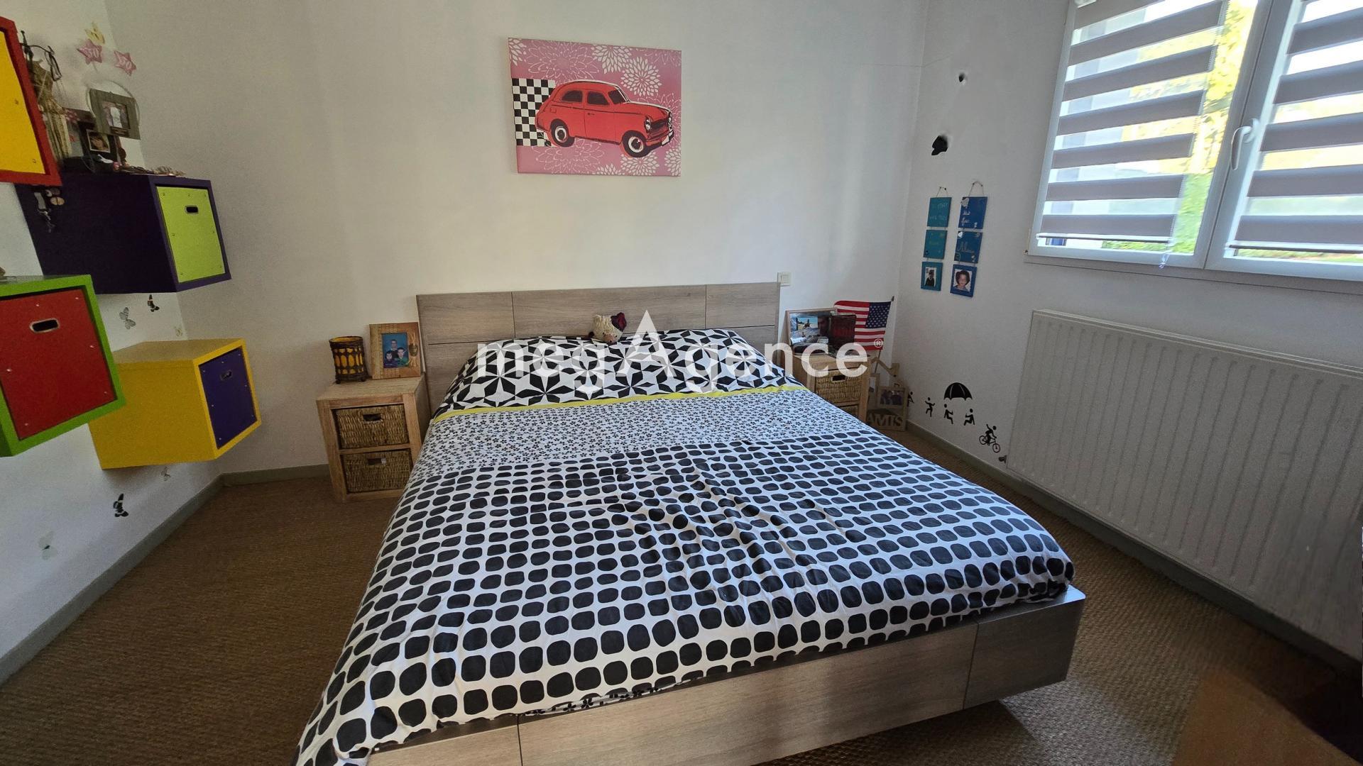 Miniature photo - 11 / 16