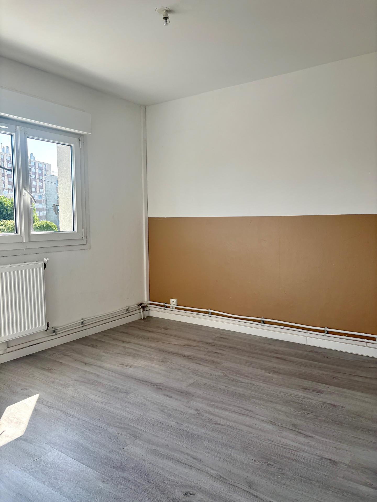 Achat : Maison à CALAIS, 62100 - 4 pièces 80m² — 12