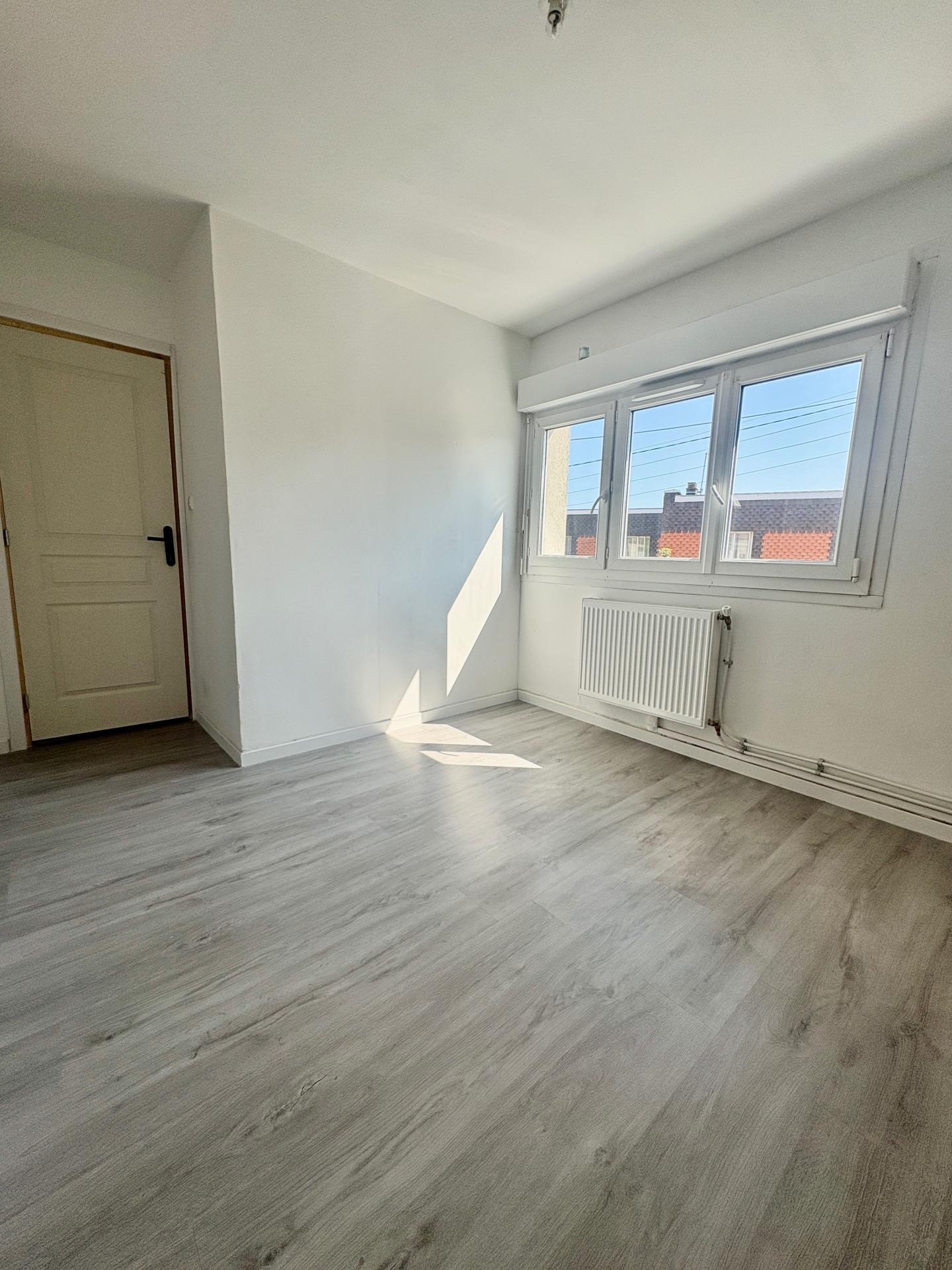 Achat : Maison à CALAIS, 62100 - 4 pièces 80m² — 11