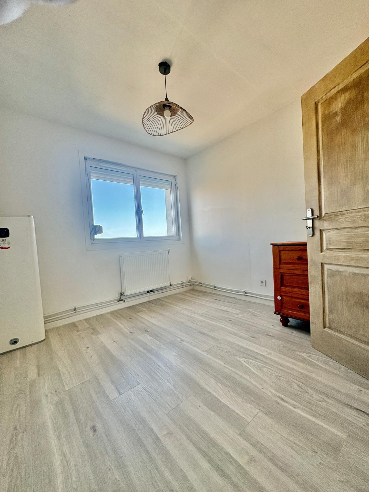 Achat : Maison à CALAIS, 62100 - 4 pièces 80m² — 10