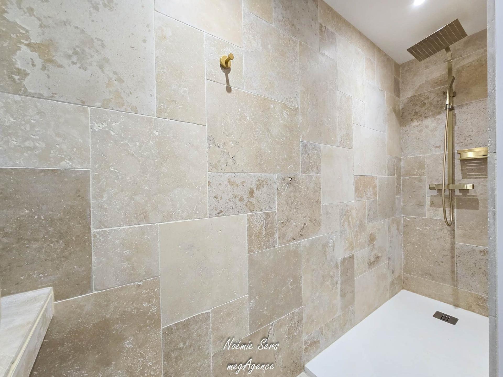 Miniature photo - 8 / 10