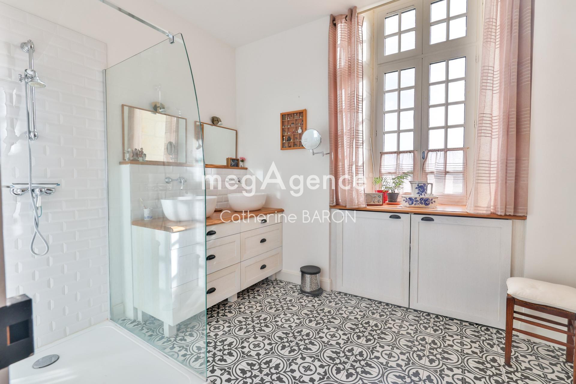 Miniature photo - 9 / 19