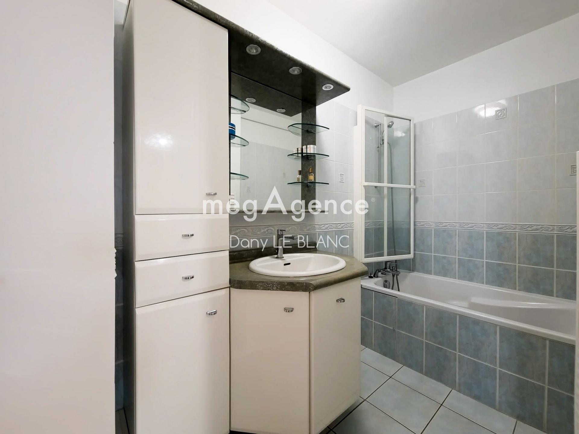 Miniature photo - 10 / 12