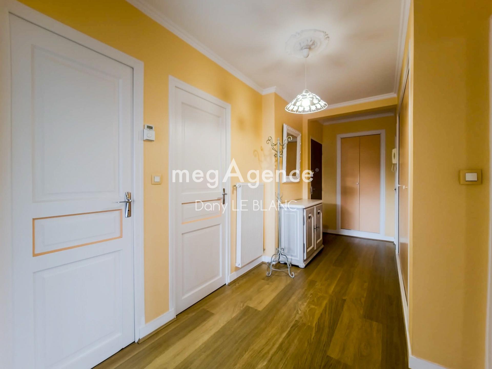 Miniature photo - 6 / 9