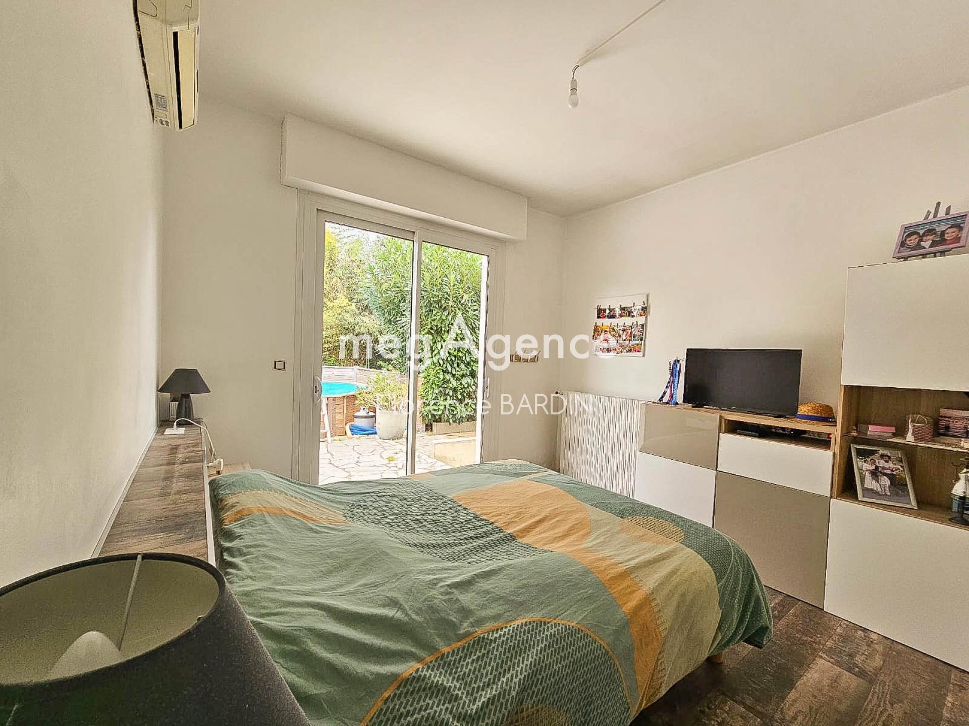 Miniature photo - 5 / 13