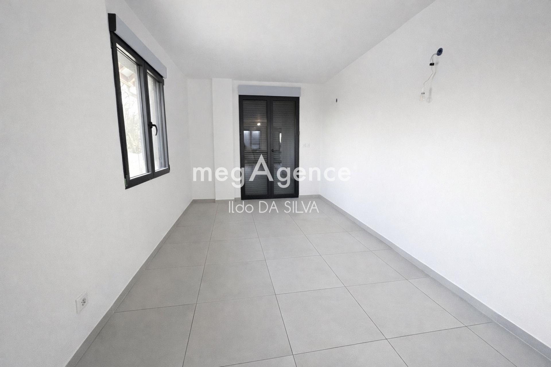 Miniature photo - 2 / 7