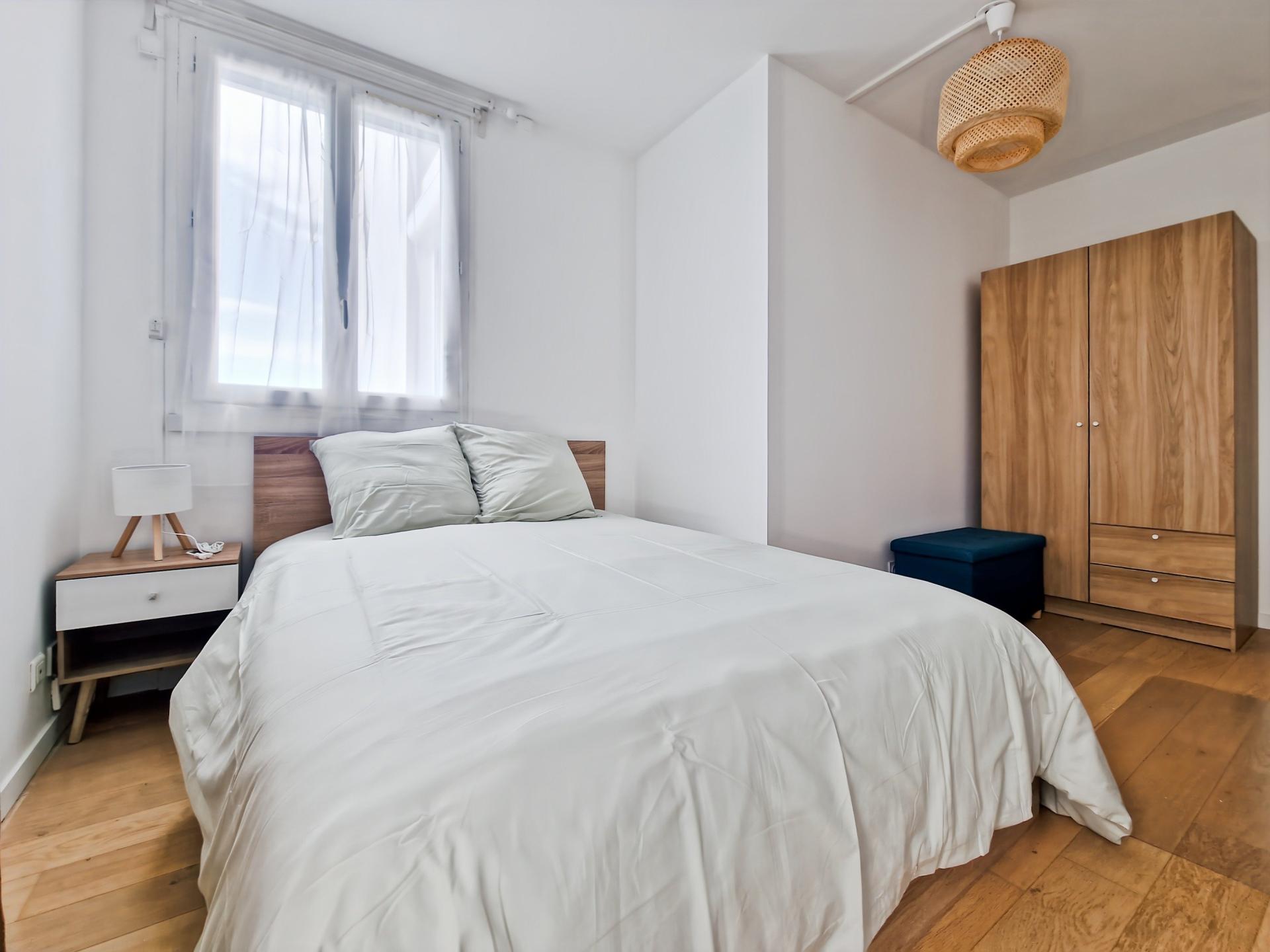 Miniature photo - 2 / 4