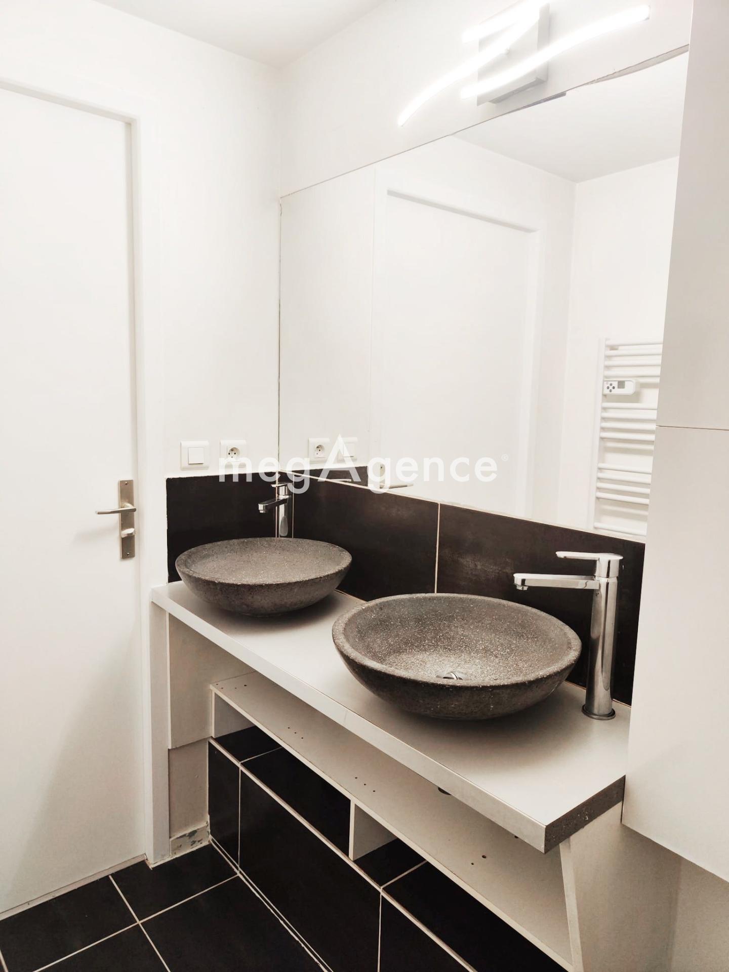 Miniature photo - 9 / 10