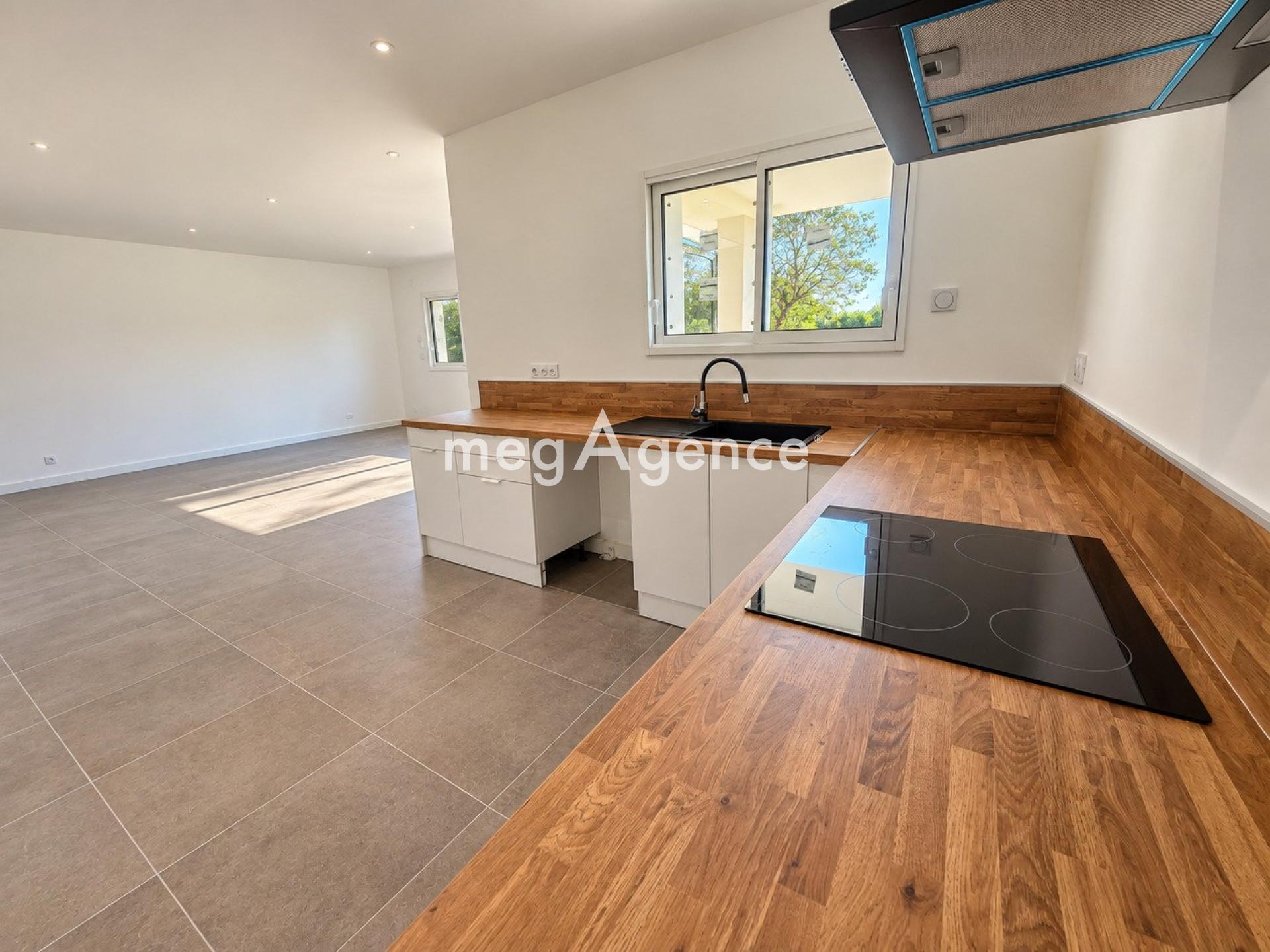 Achat : Maison à GALGON, 33133 - 4 pièces 130m² — 3