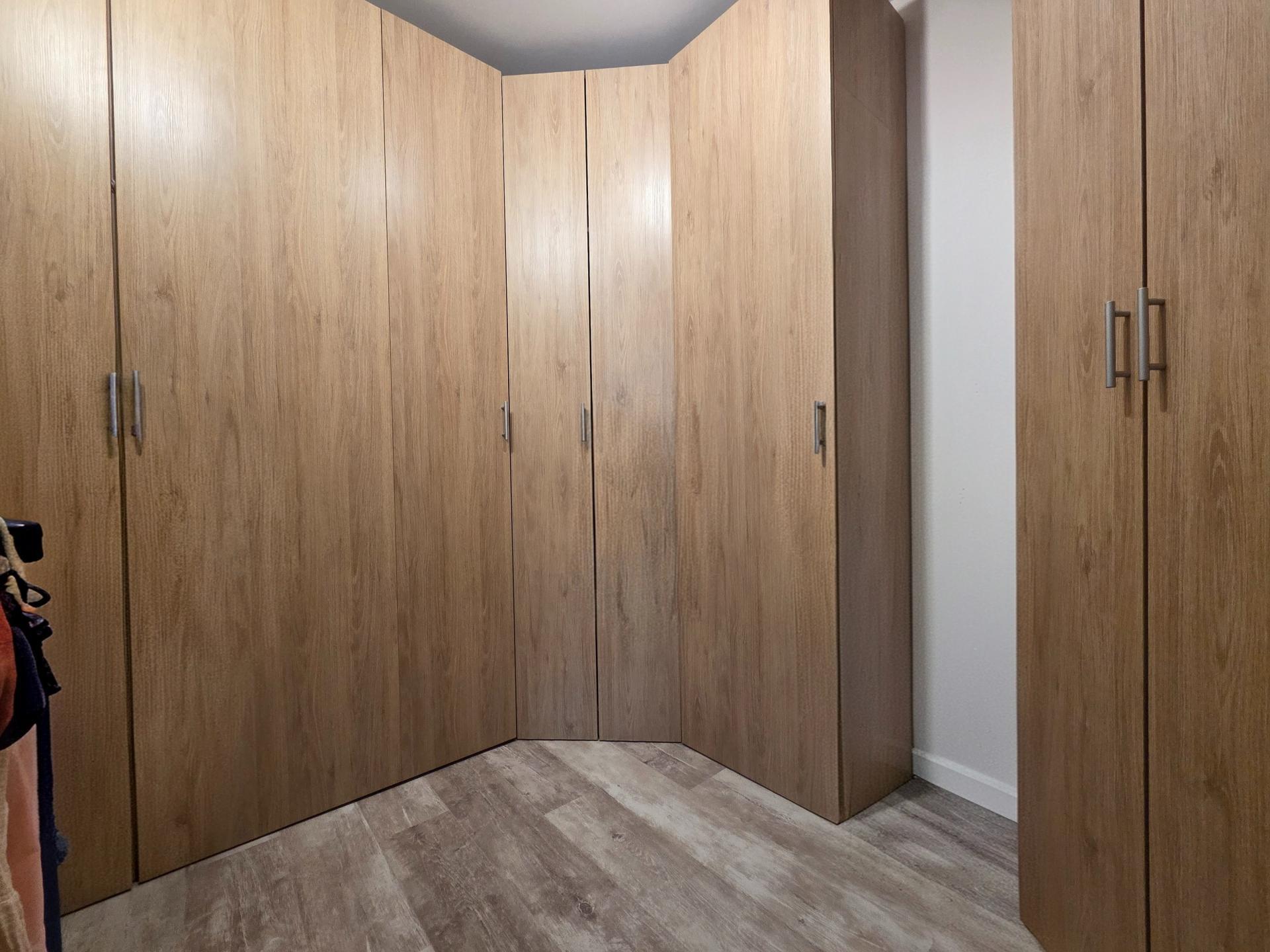 Miniature photo - 10 / 15