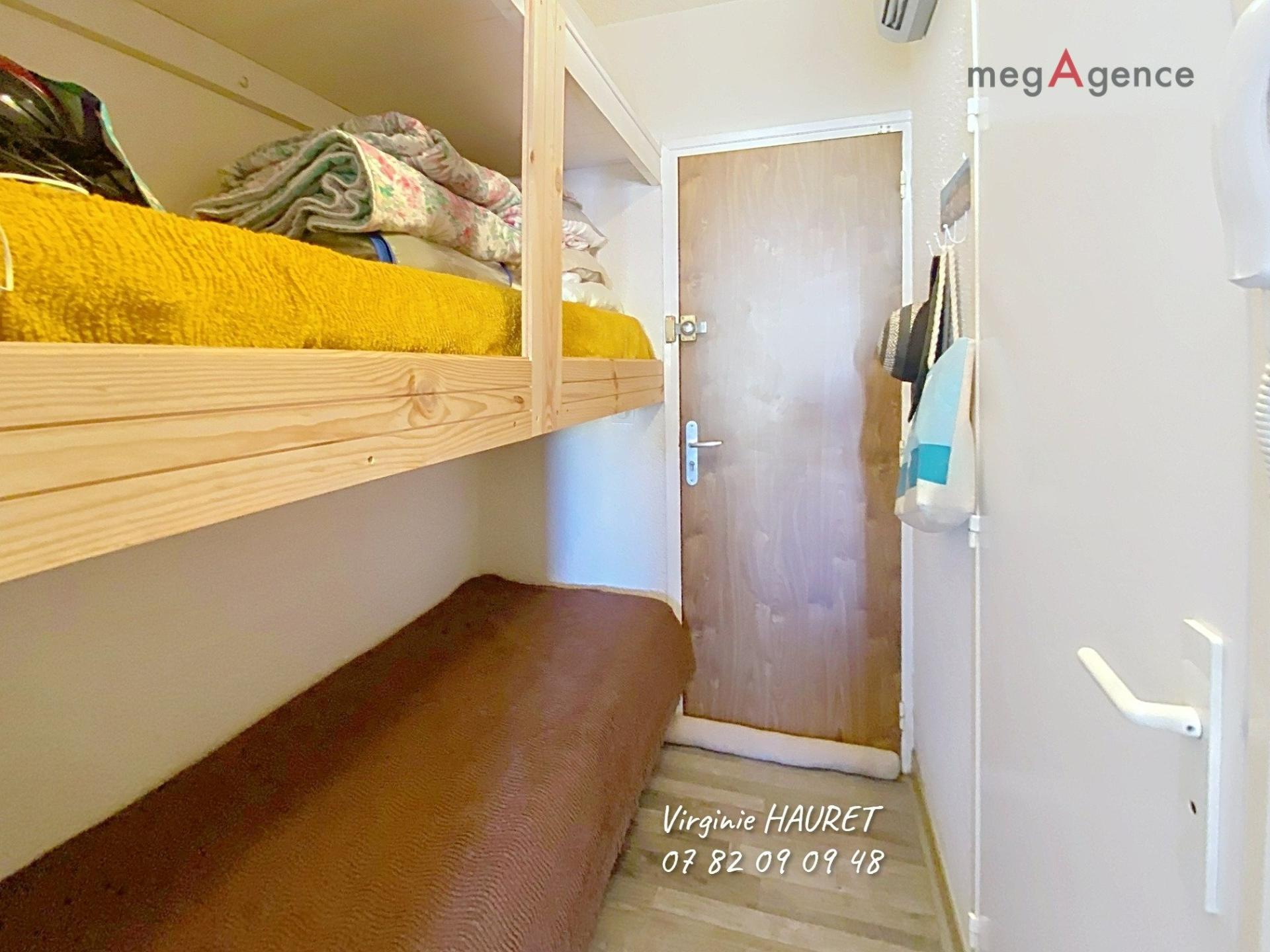 Miniature photo - 7 / 10