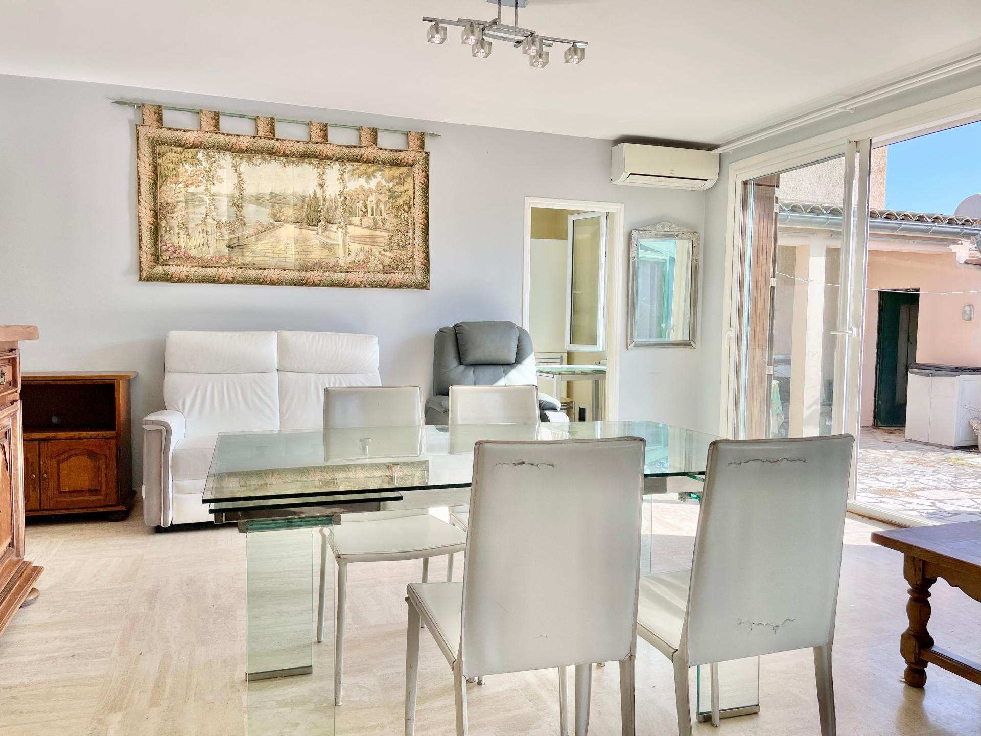 Miniature photo - 7 / 12