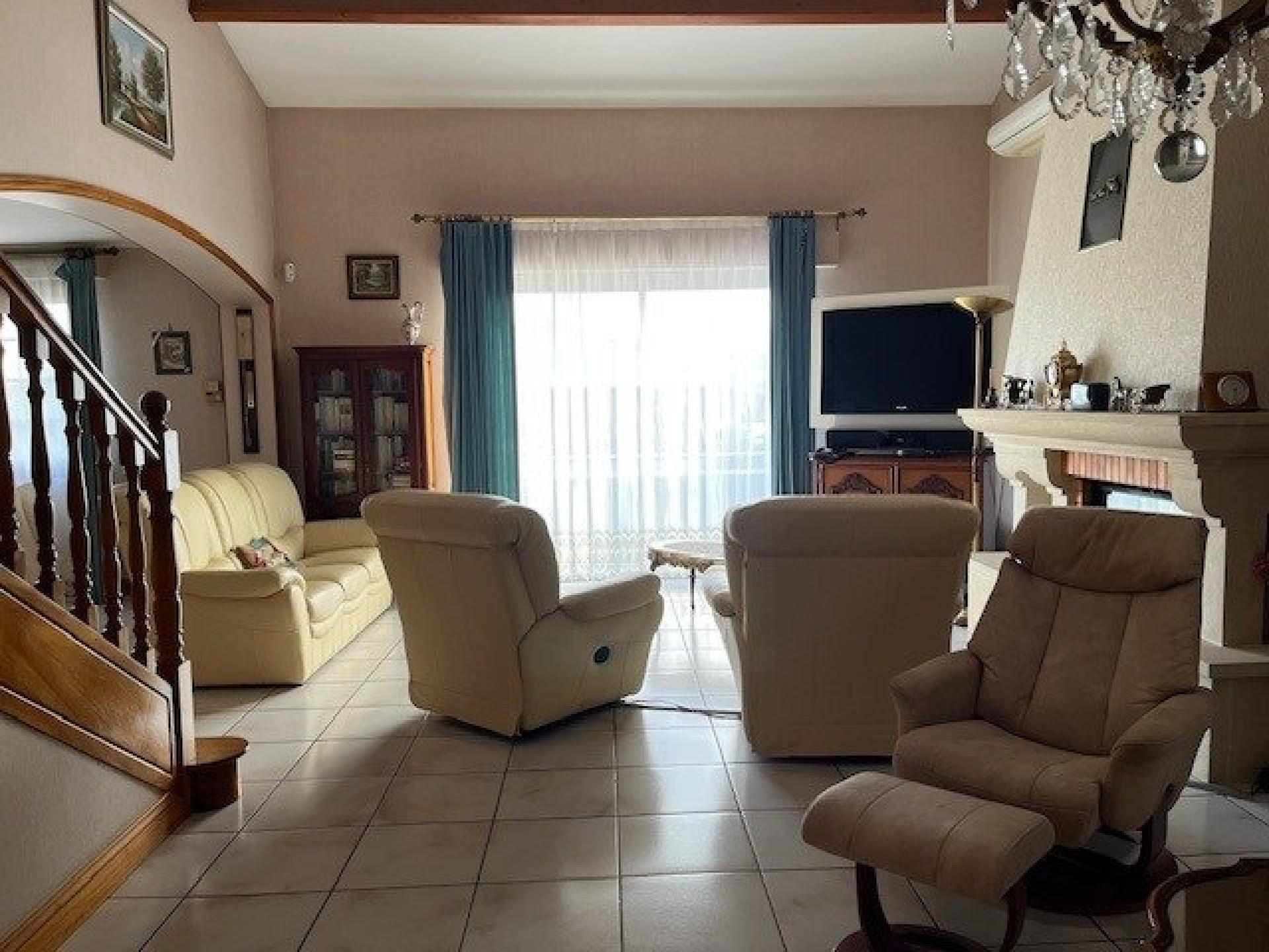 Miniature photo - 2 / 14