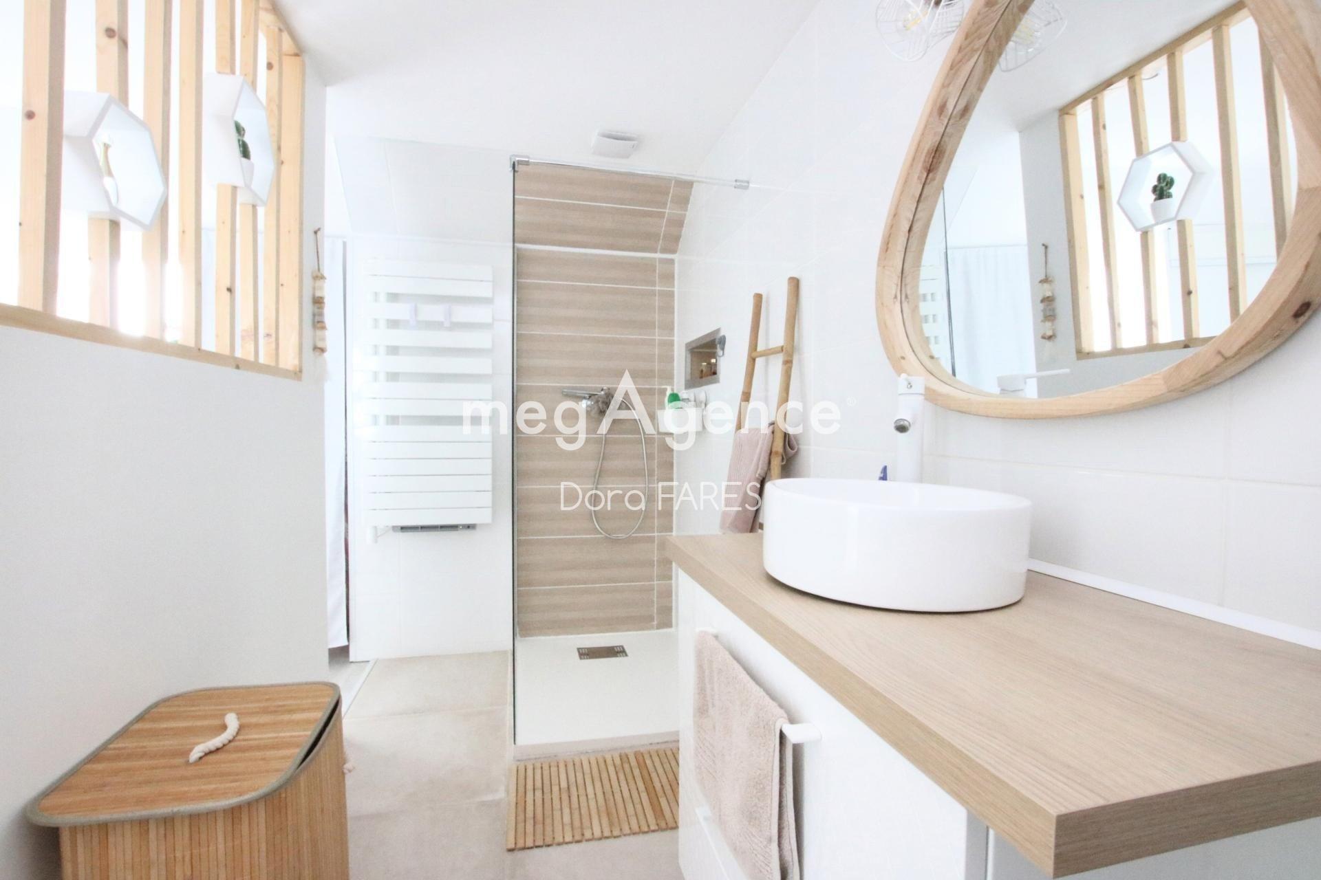 Miniature photo - 5 / 9