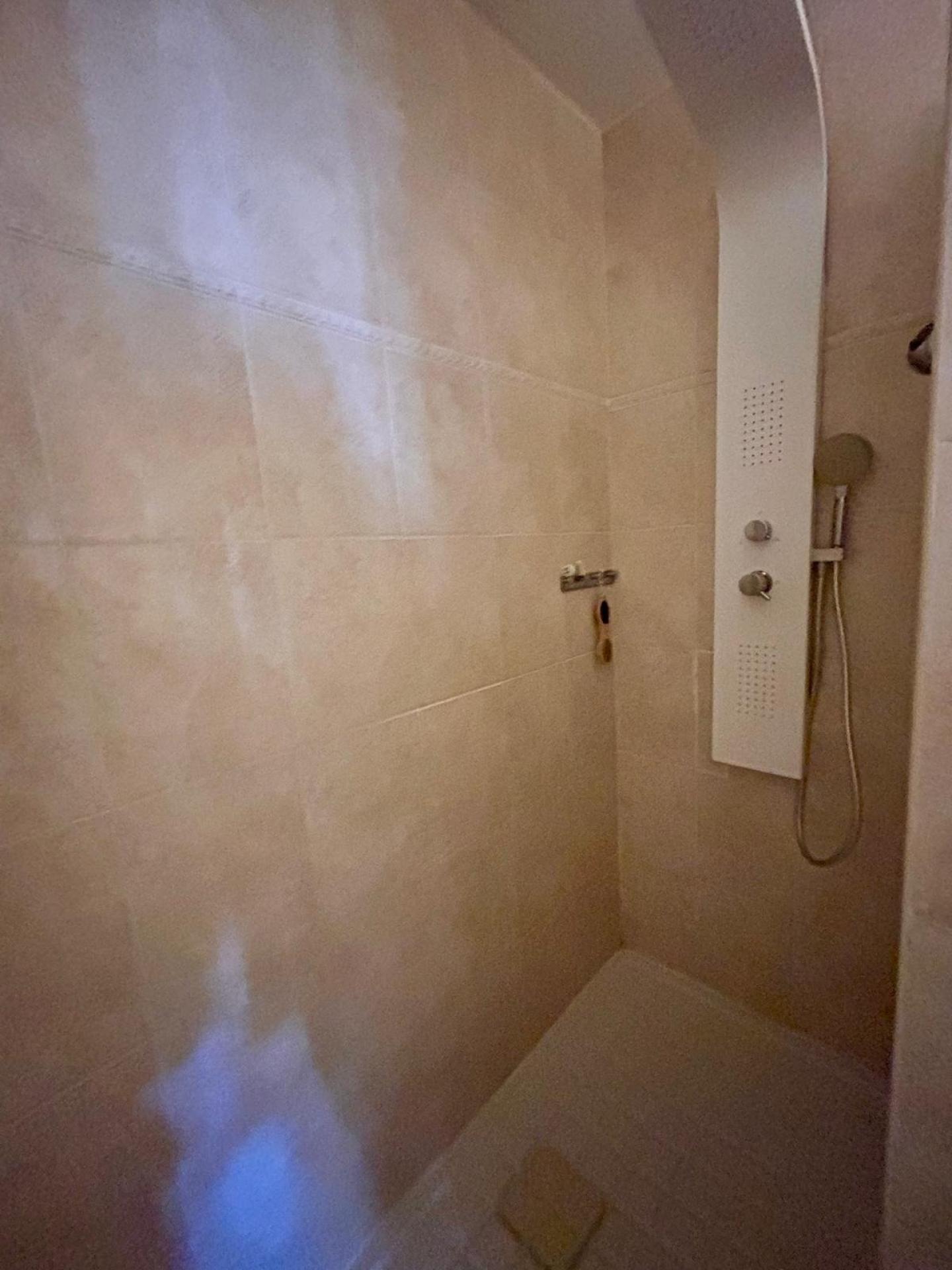 Miniature photo - 6 / 6