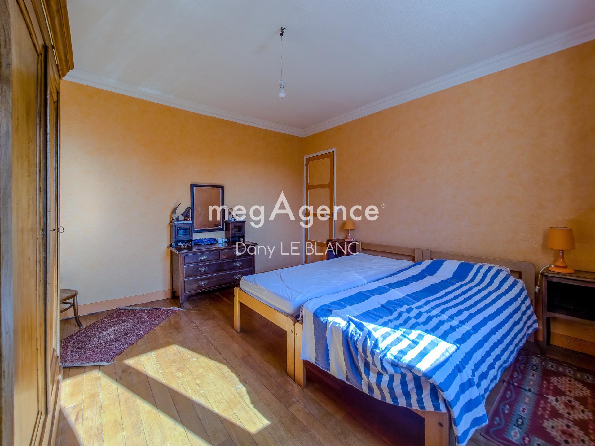 Miniature photo - 12 / 18