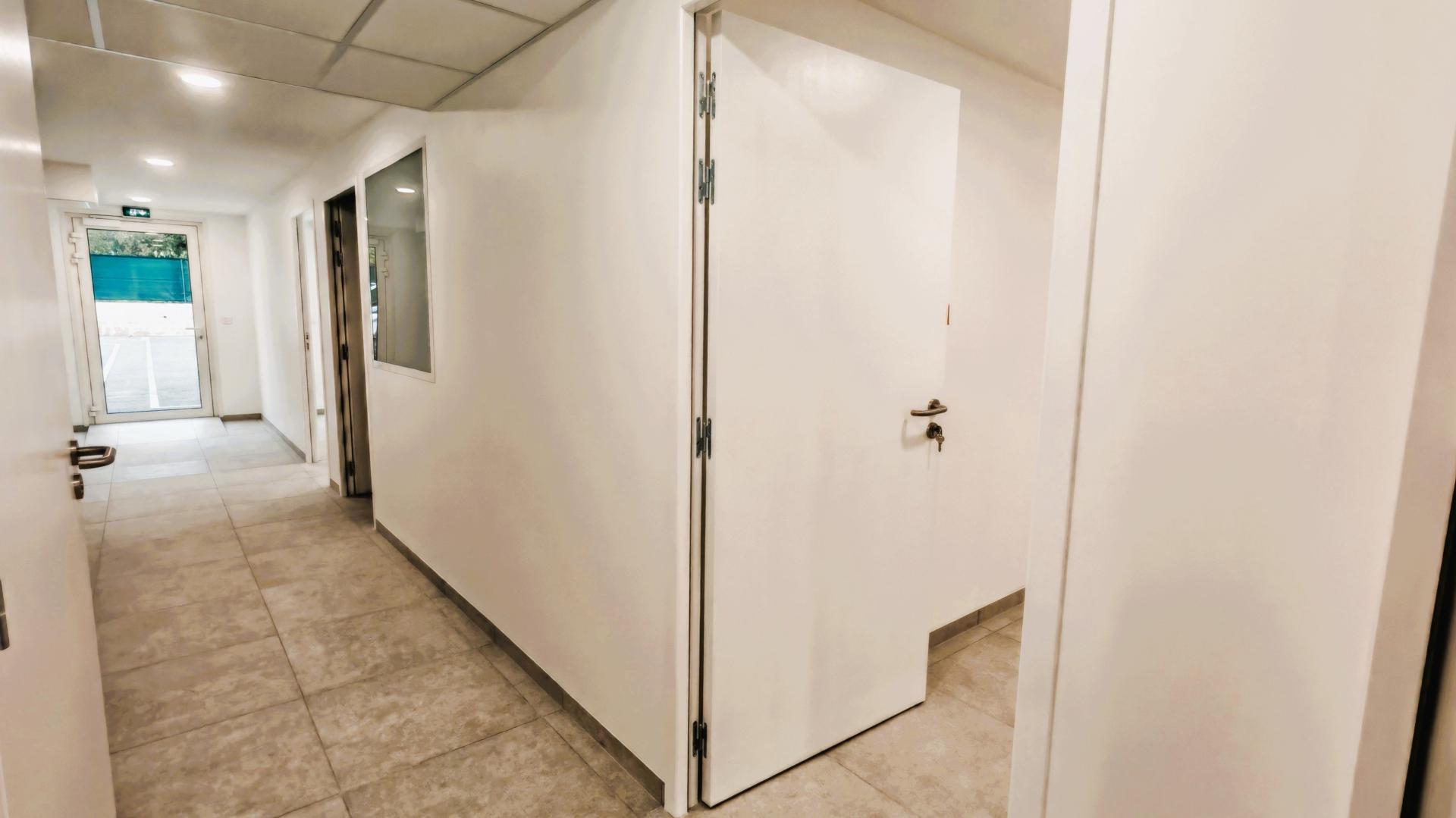 Miniature photo - 7 / 8